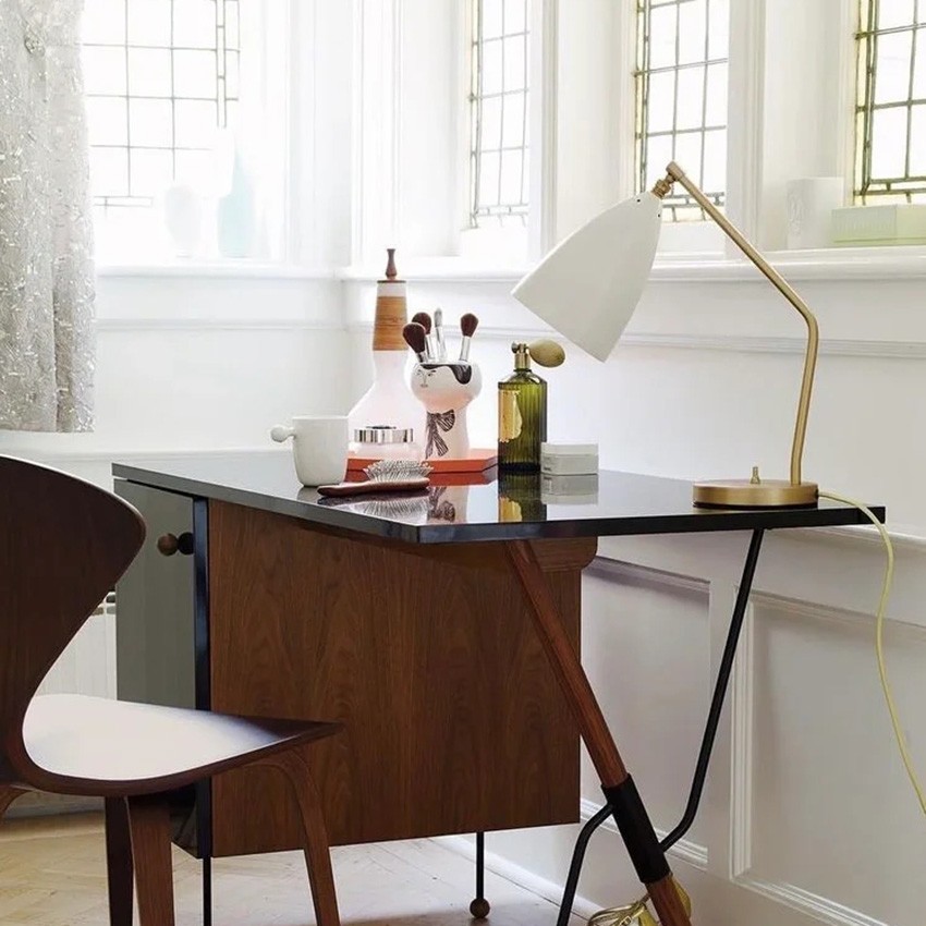 Grossman Grasshopper Table Lamp