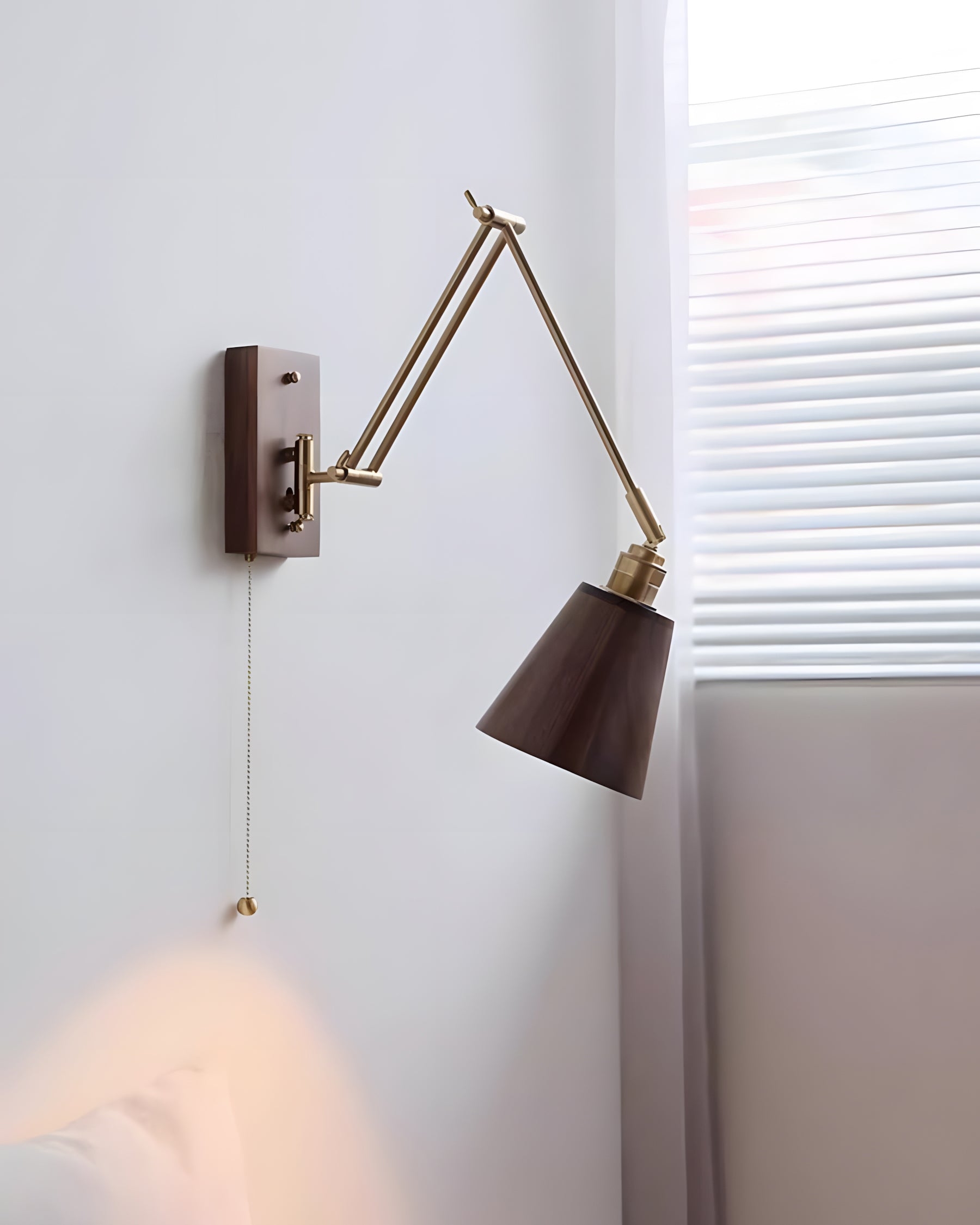 Marlow Adjustable Wall Lamp D341