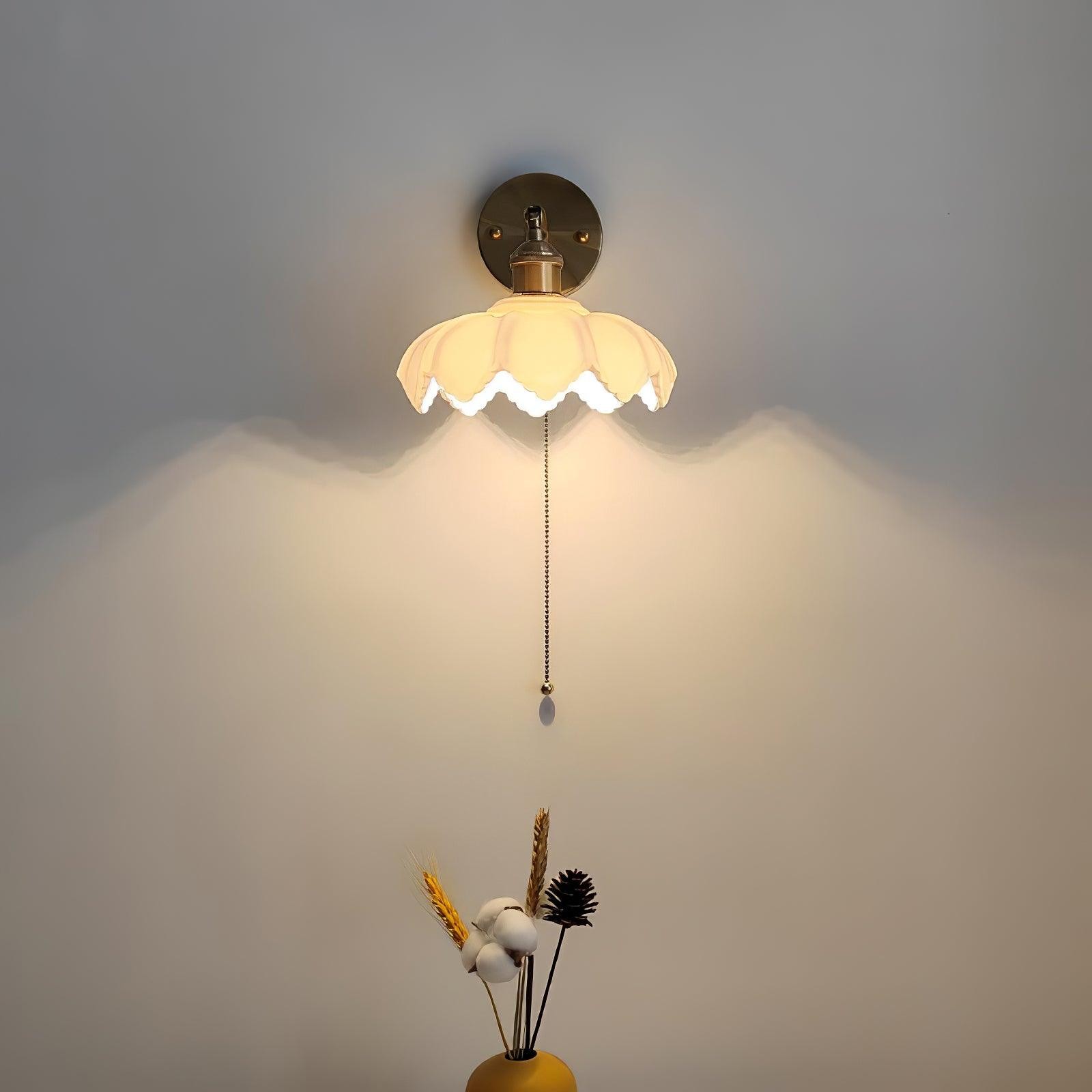 Lotus Rotatable Wall Lamp K465