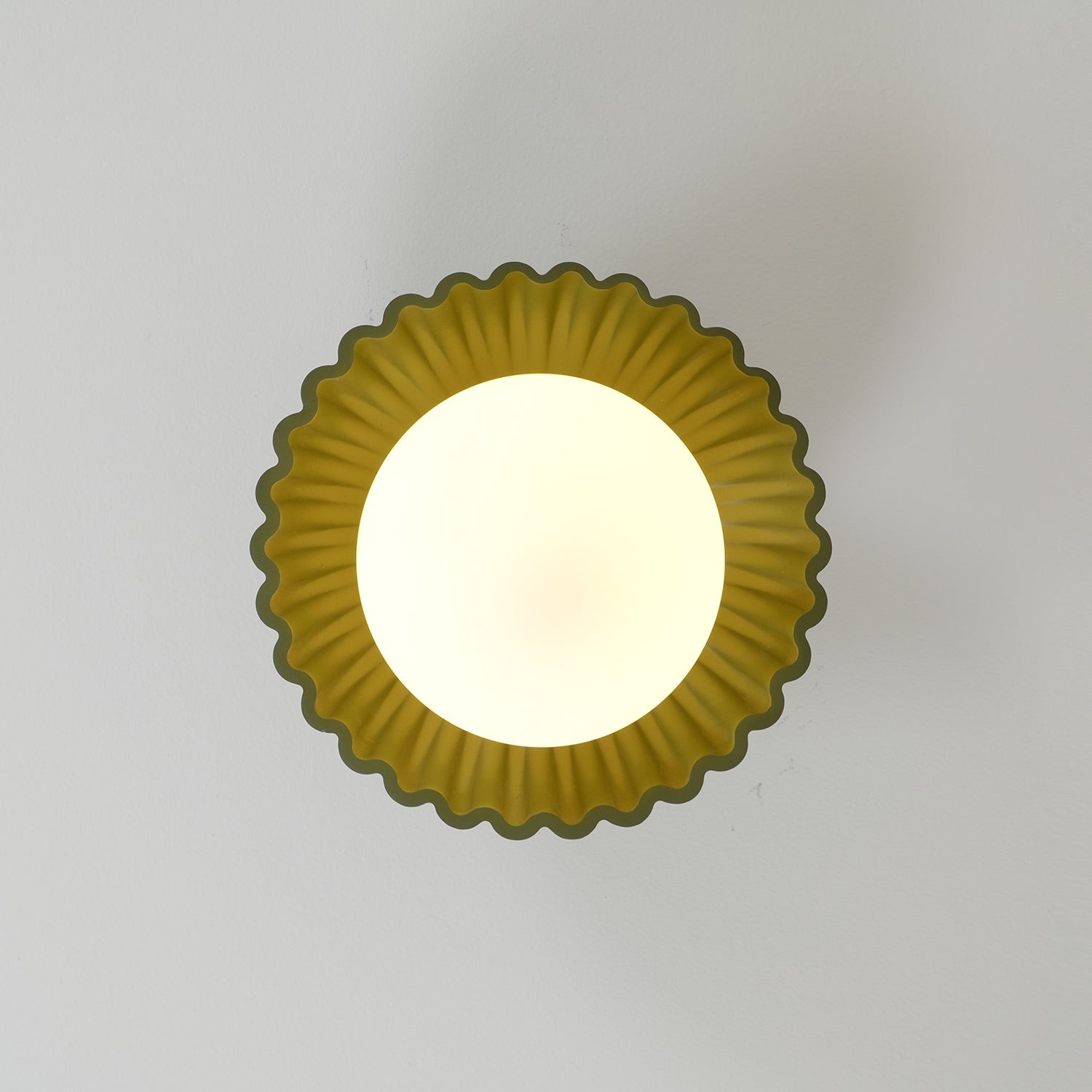 Alien Cream Ceiling Light - Resin Flower Ceiling Lamp for Living Room and Kitchen K227