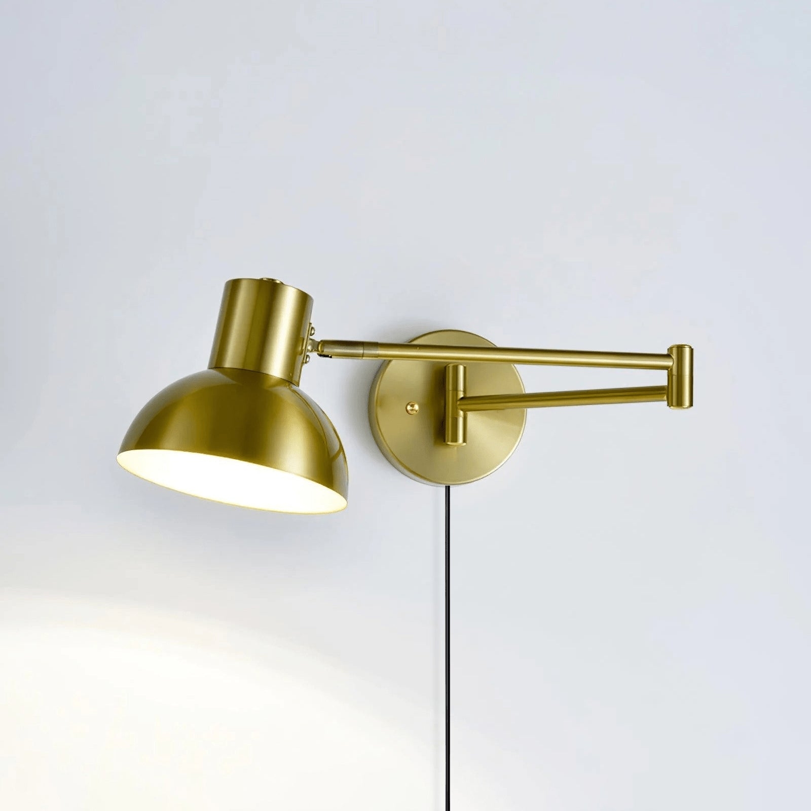 Adjustable Arm Plug In Wall Lamp D371