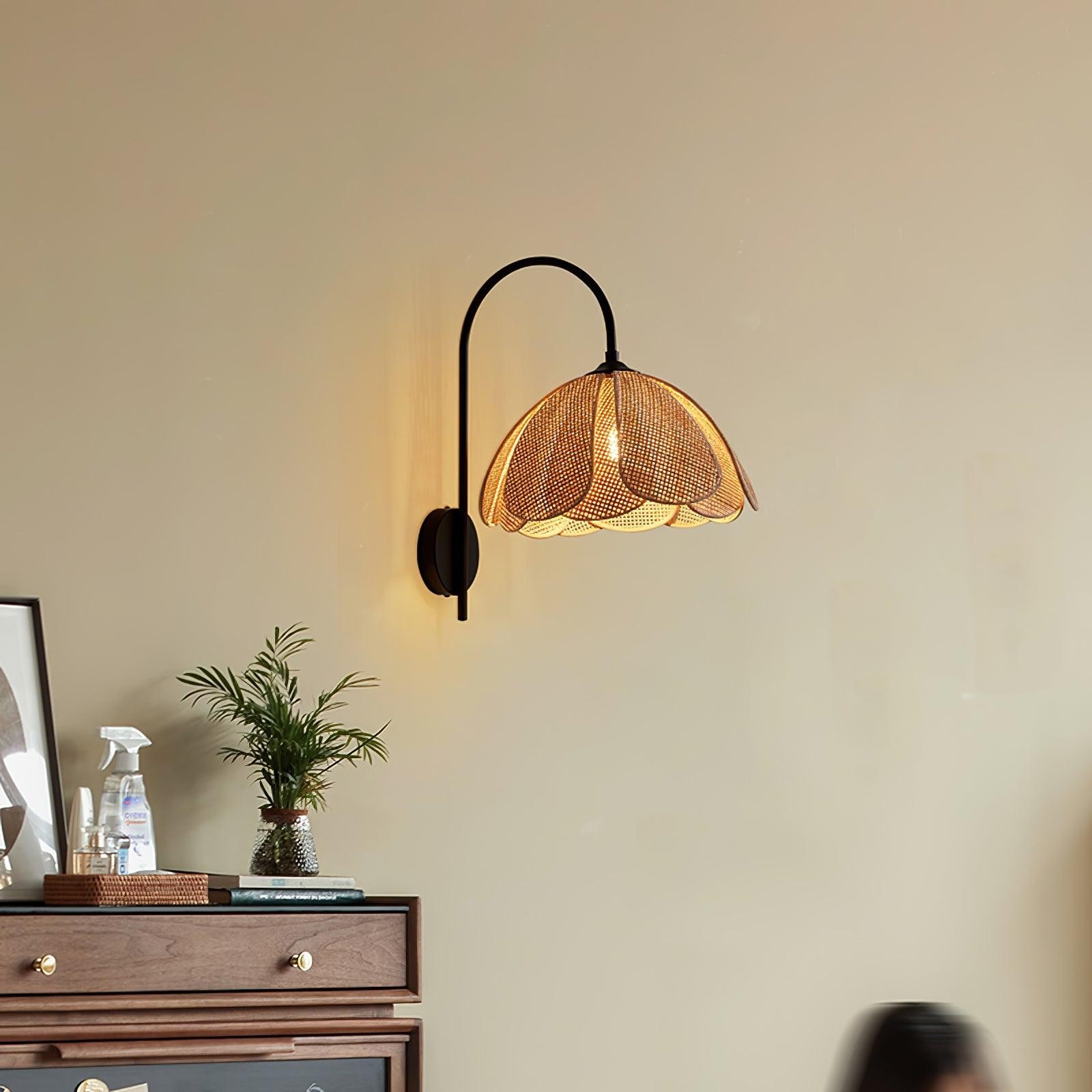 Rattan Petal Wall Lamp K613