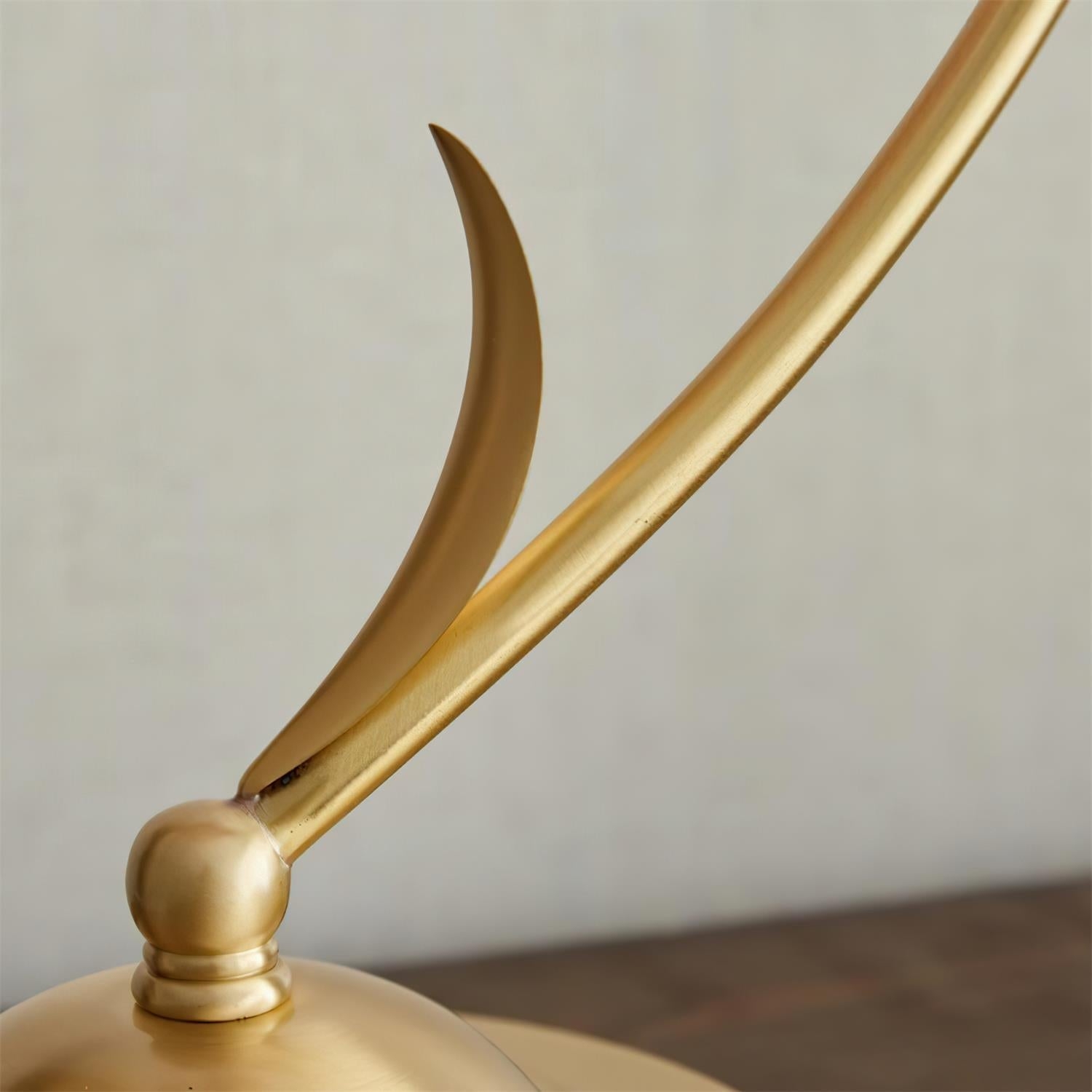 Serenity Petal Table Lamp D212