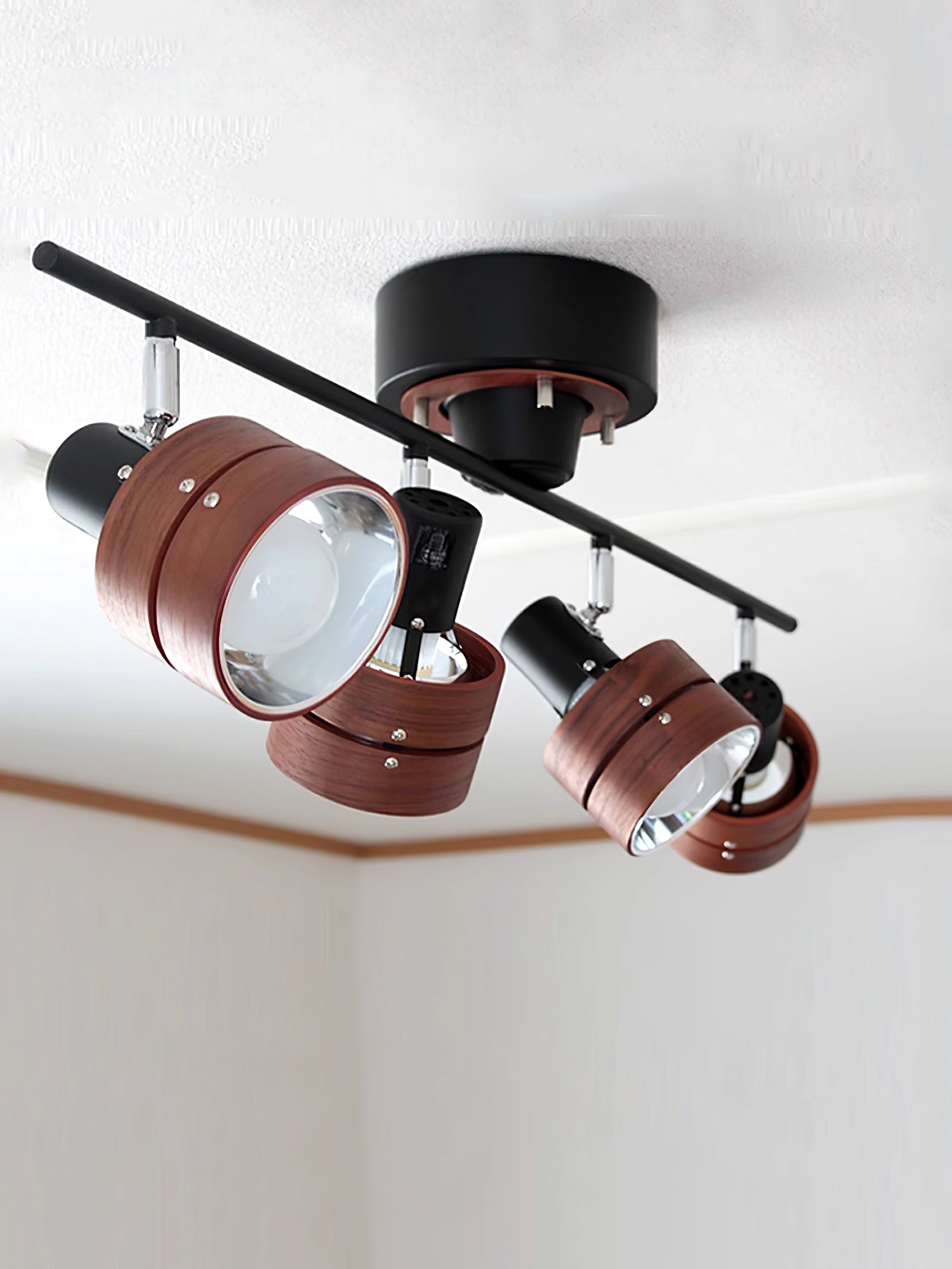Nordic Cylindrical 4-Light Spotlight D415
