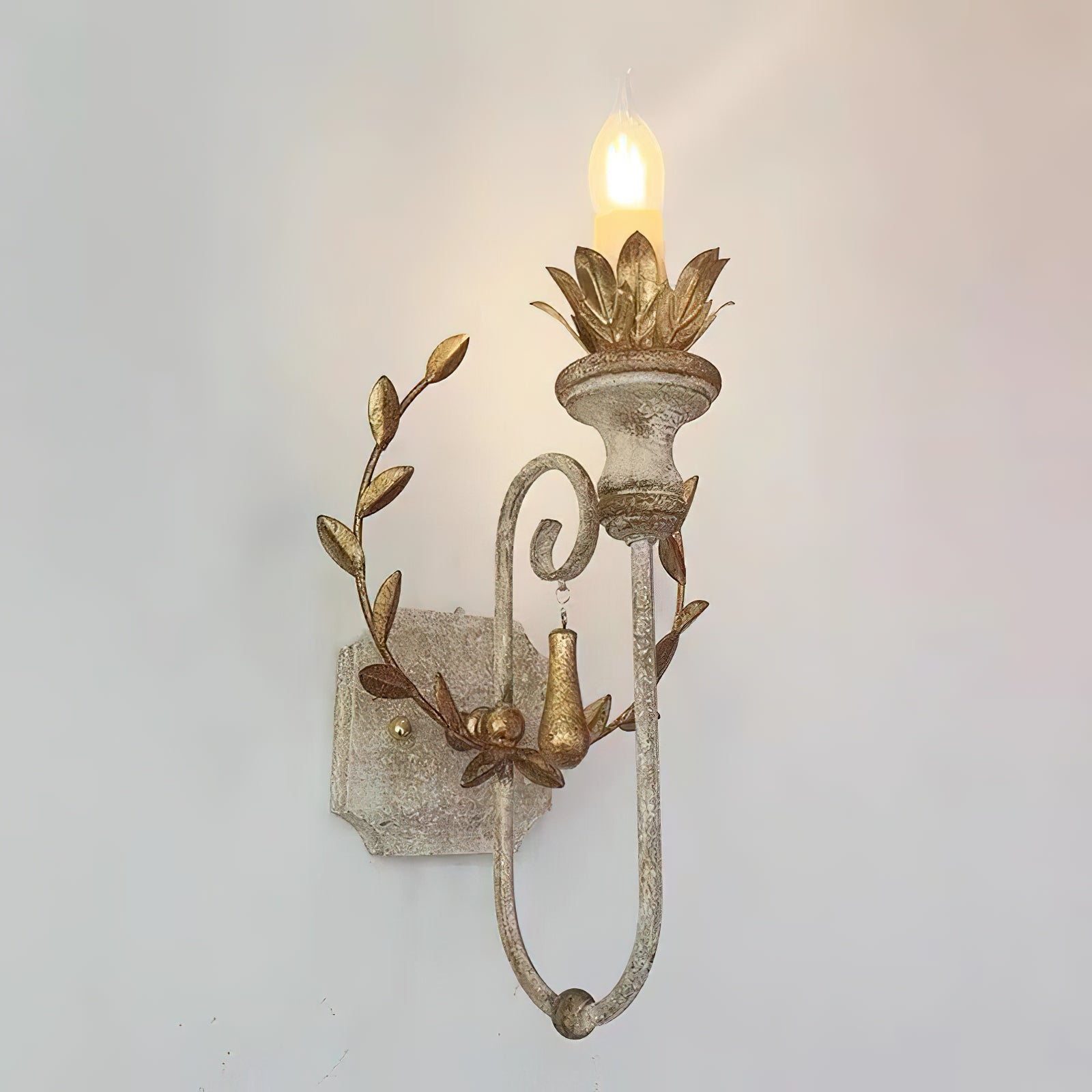 Cumiers Wall Lamp D531