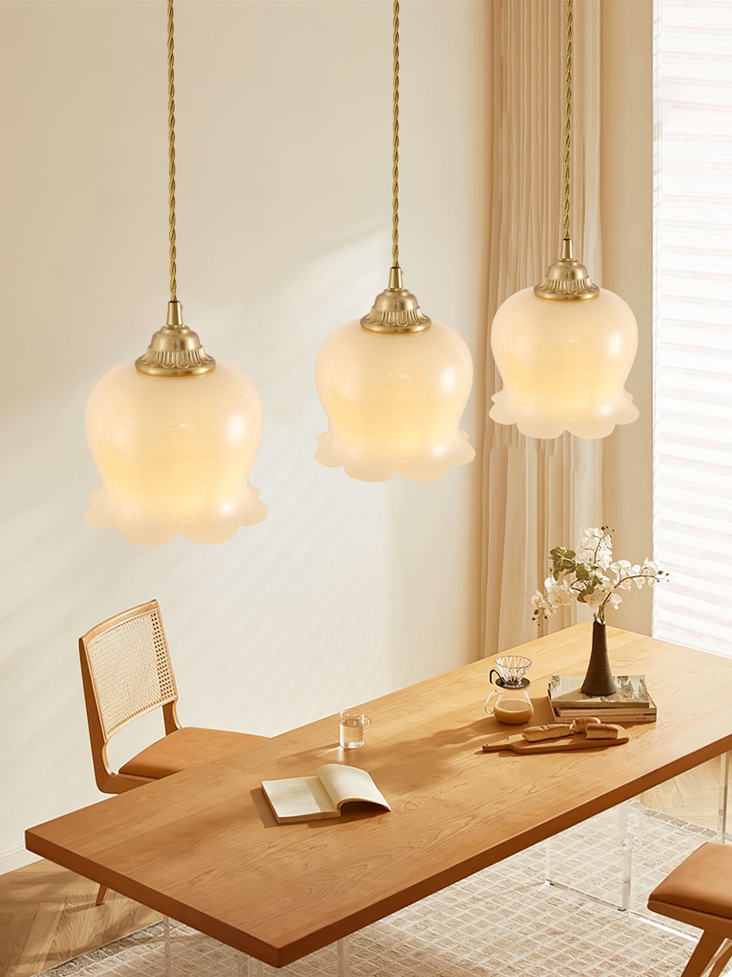 Traditional Glass Flower Pendant Lamp K736