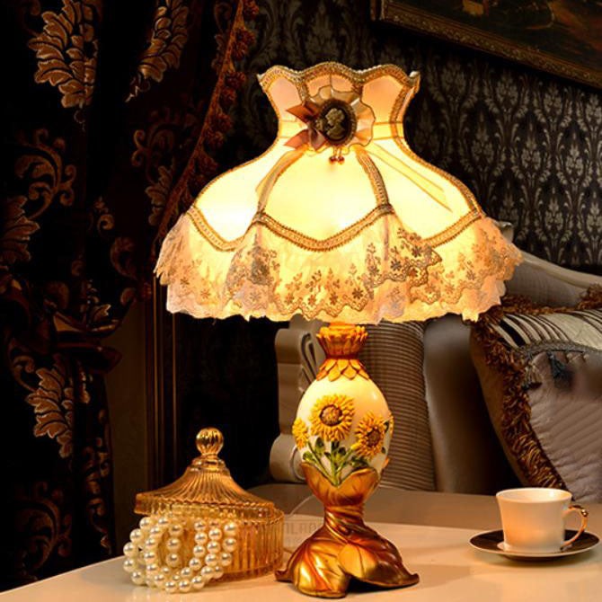 European Style Luxury Metal Sunflower Table Lamp K713