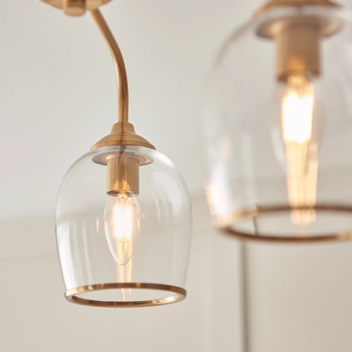 Brazara Multi-Light Glass Shade Pendant Lamp - Curved Metal Arms for Modern Homes K1852