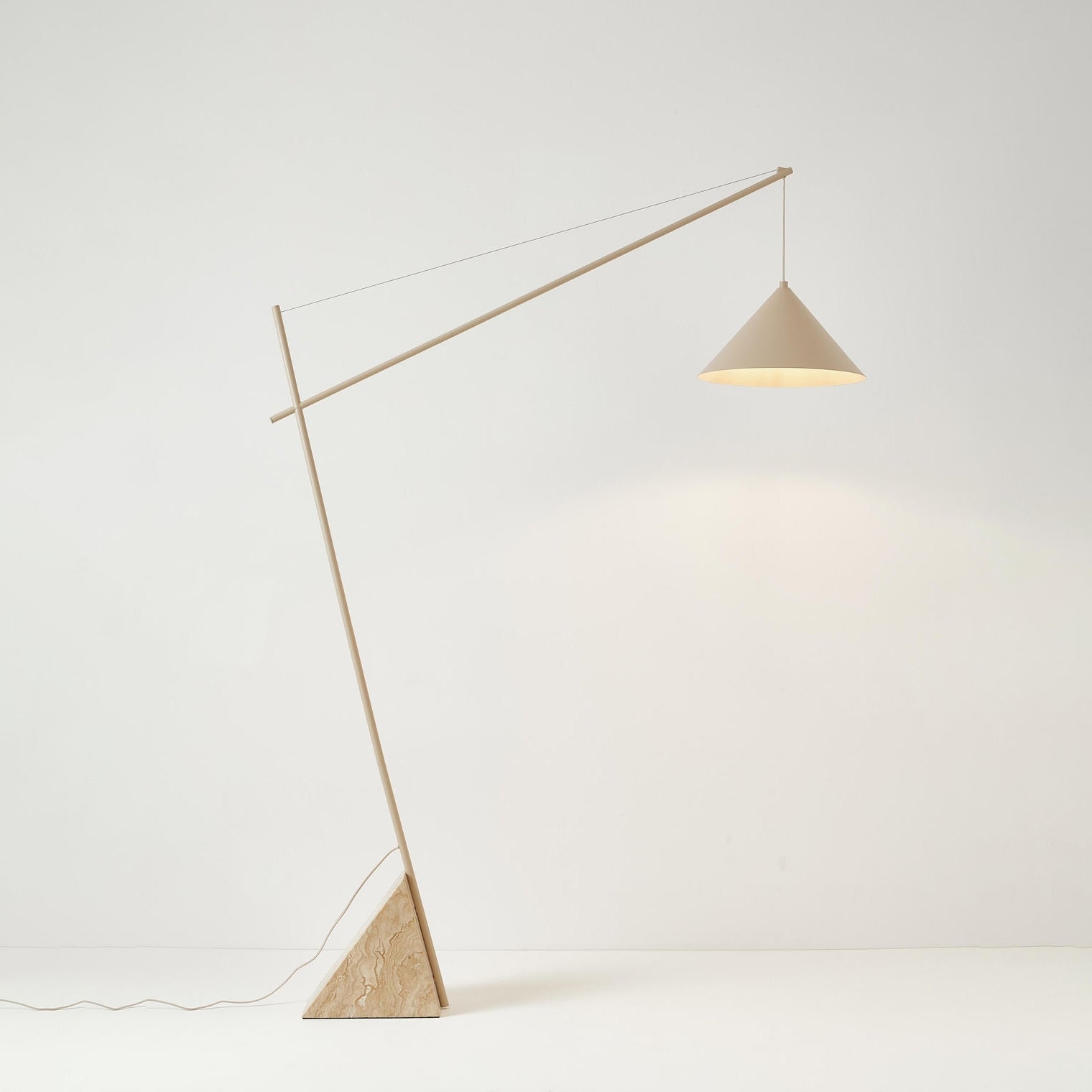 Grande Travertine Floor Lamp D706