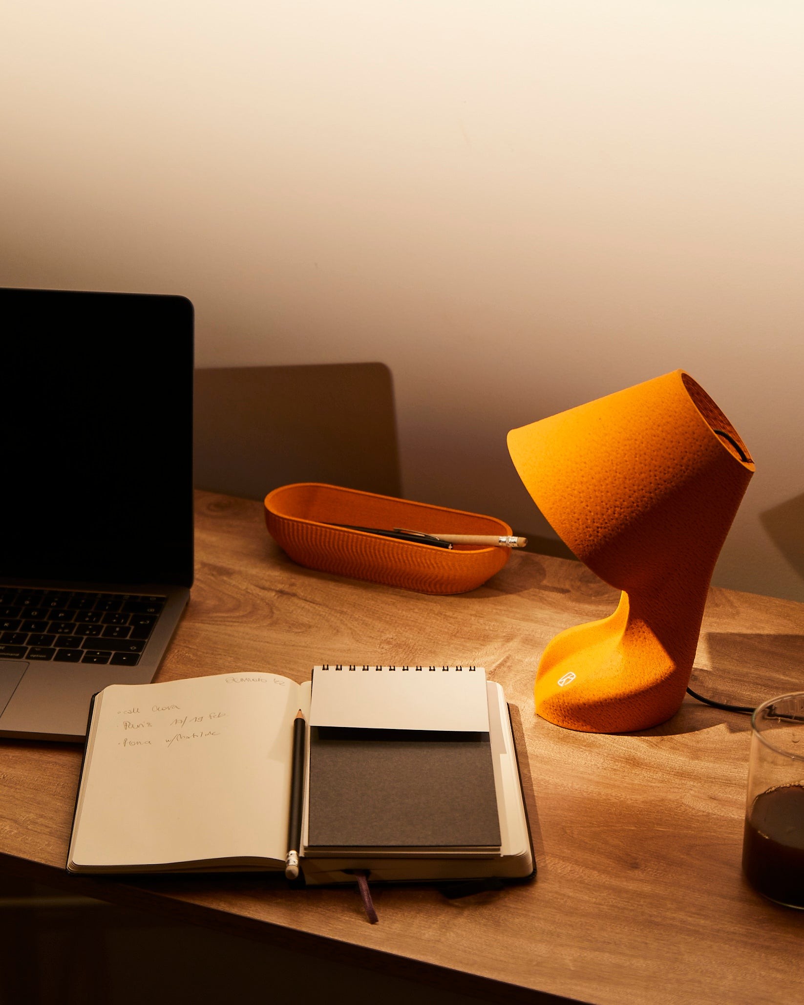 Creative Design Irregularly Multicolor Table Lamp K859