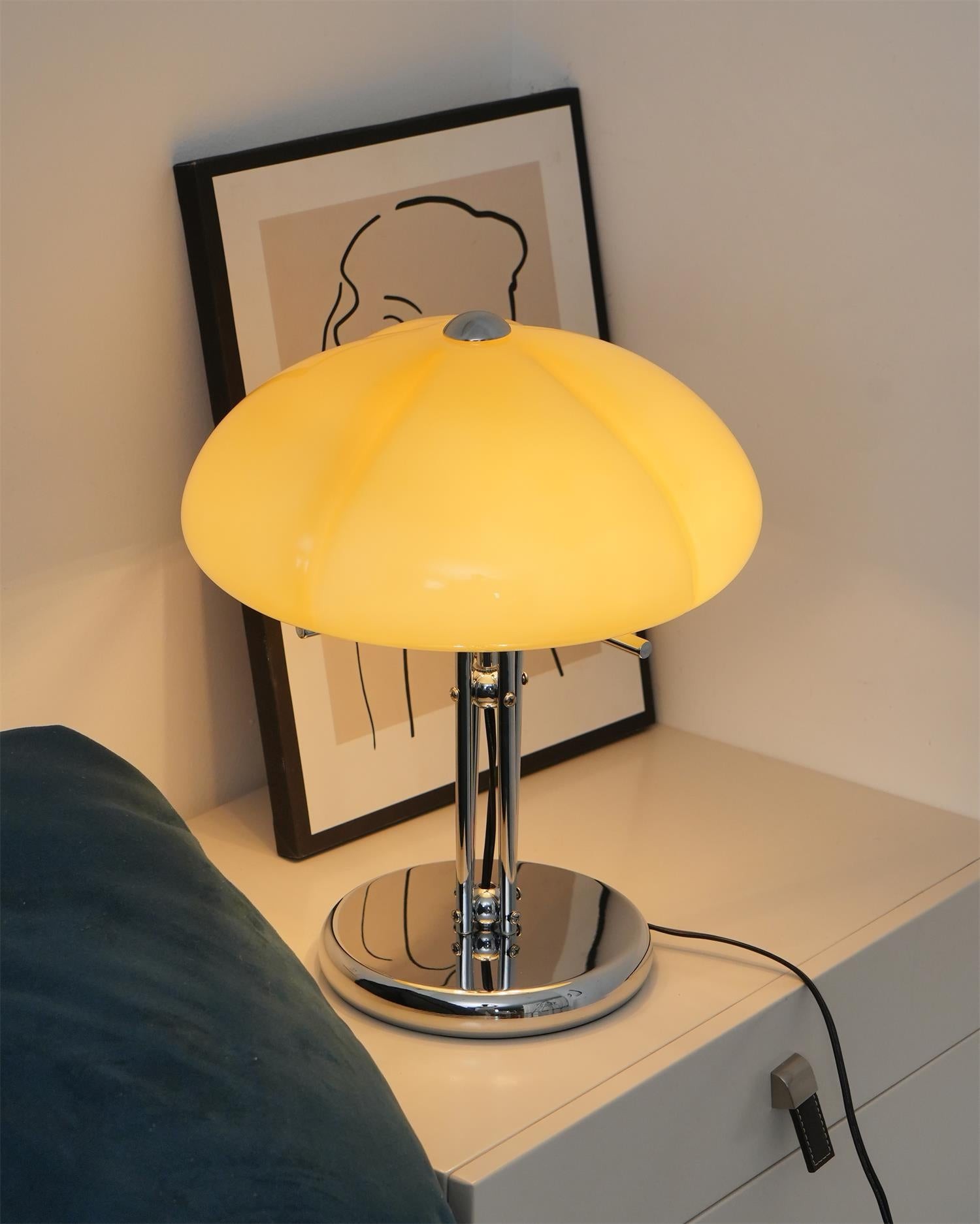High-Grade Bedroom Bedside Mushroom Glass Table Lamp K302