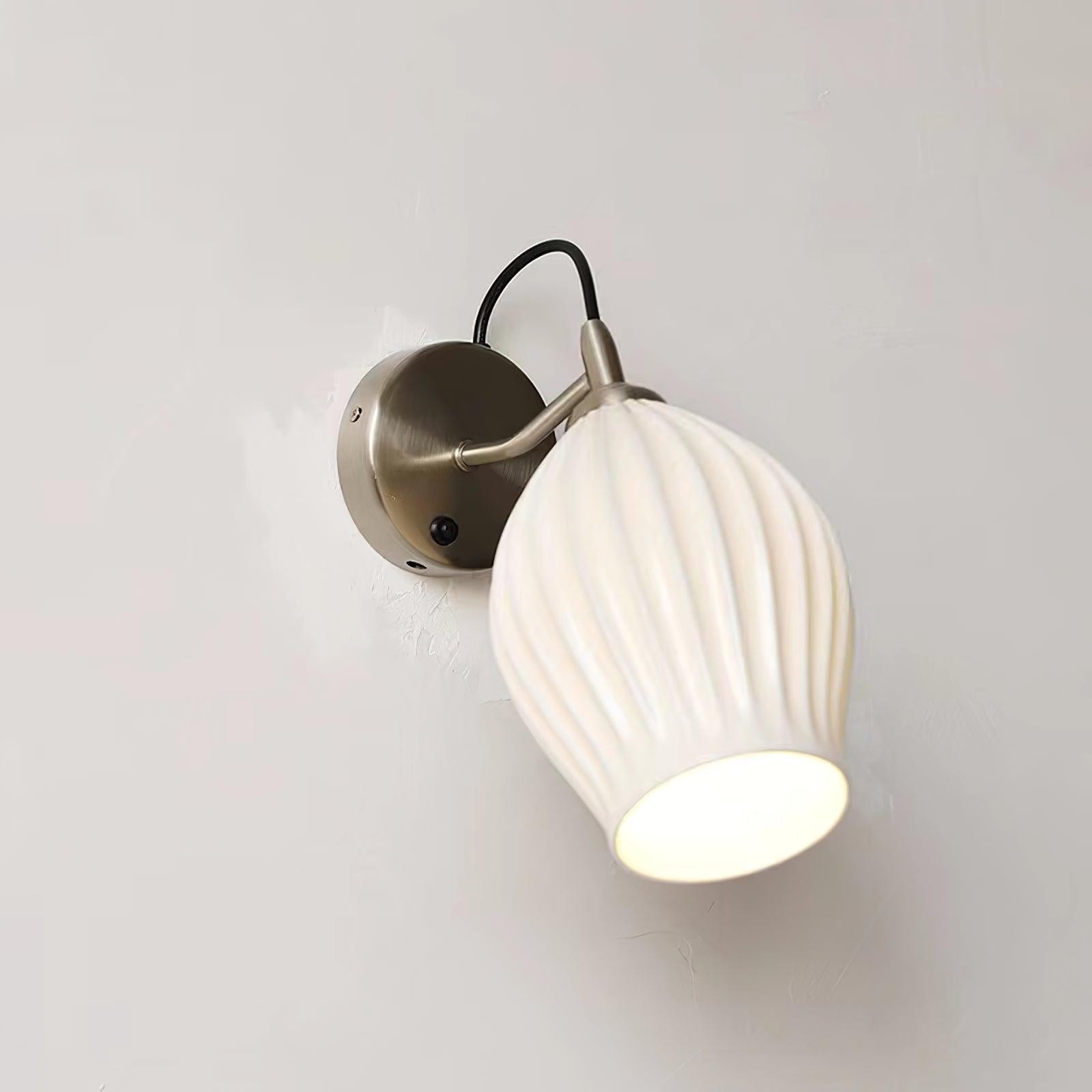Cream Style Ceramic Ribbed Wall lamp K313