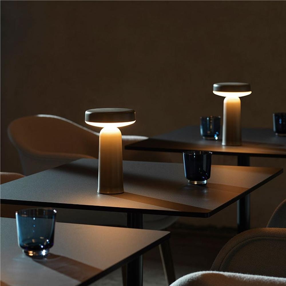 Muuto Ease Portable Lamp