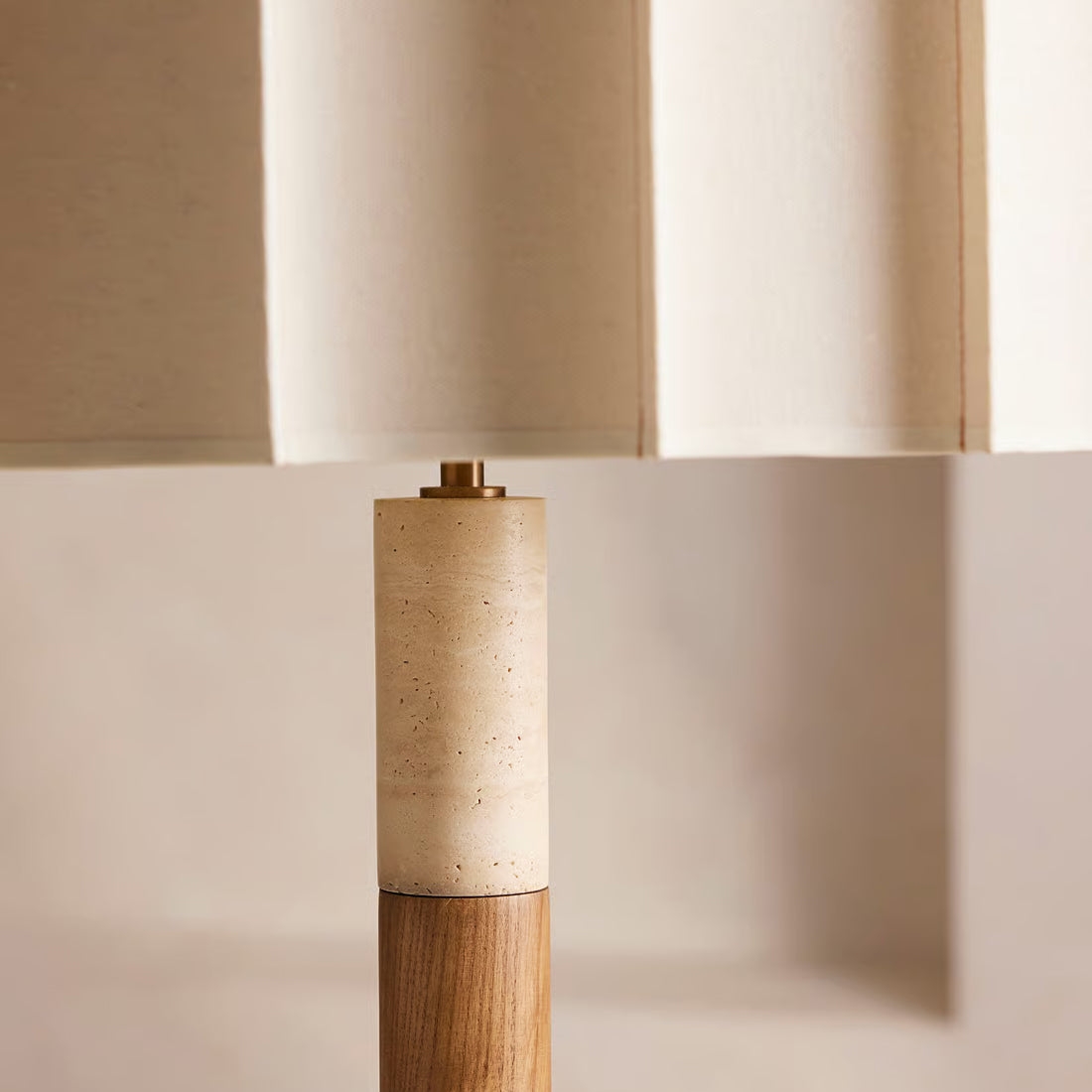 Pleated Grove Table Lamp D216