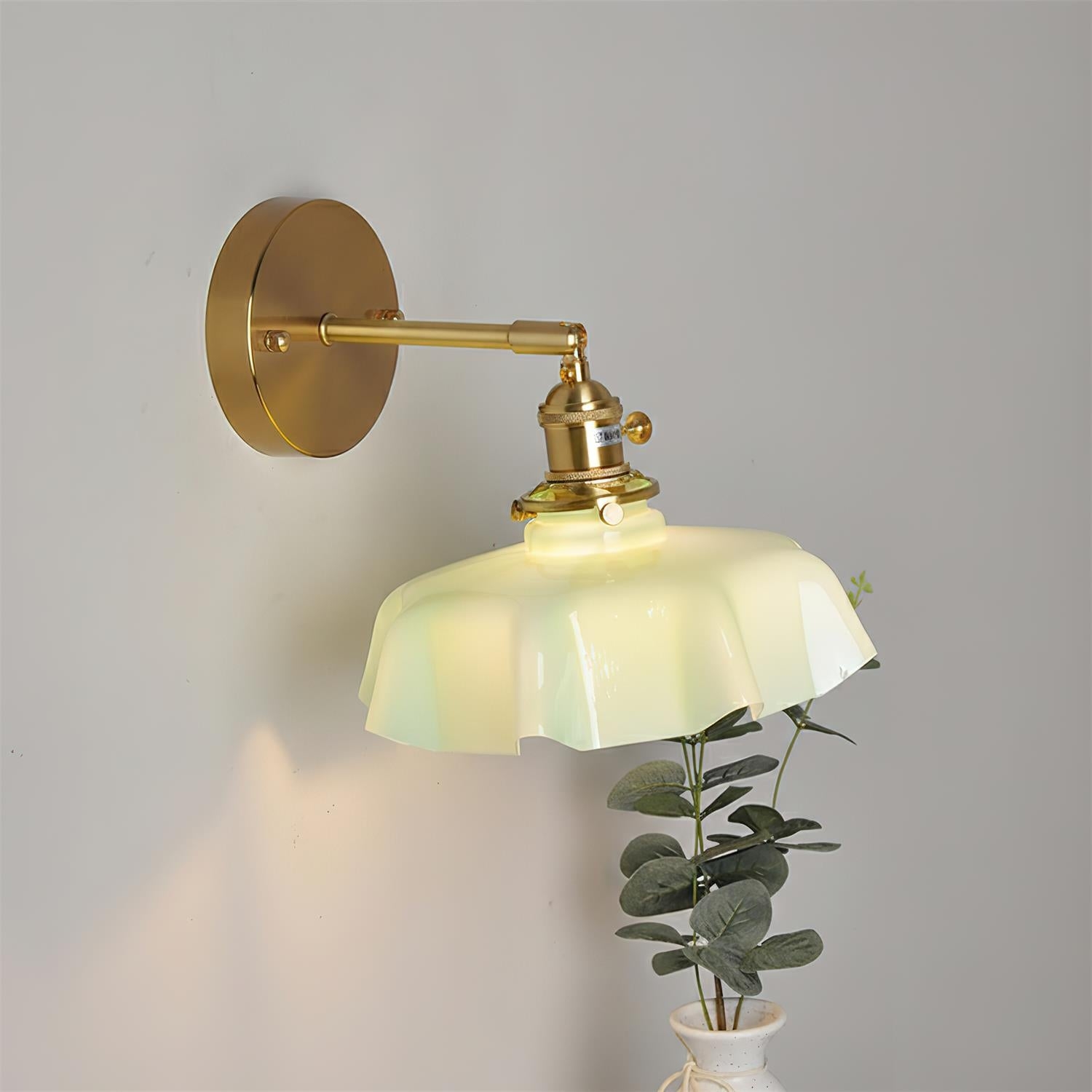 Skirted Ripple Wall Lamp D246