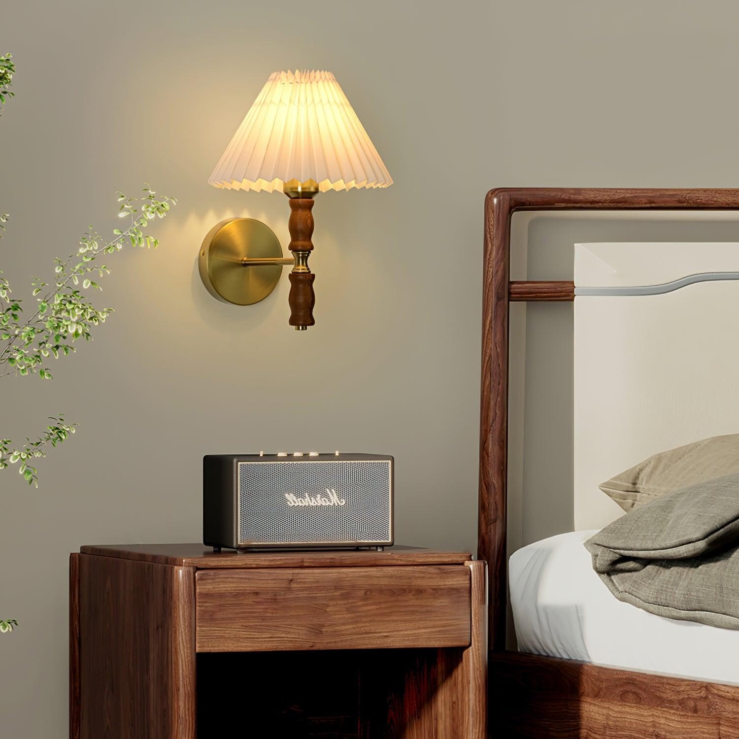 Japanese Retro Walnut Atmosphere Wall Light For Bedroom K602