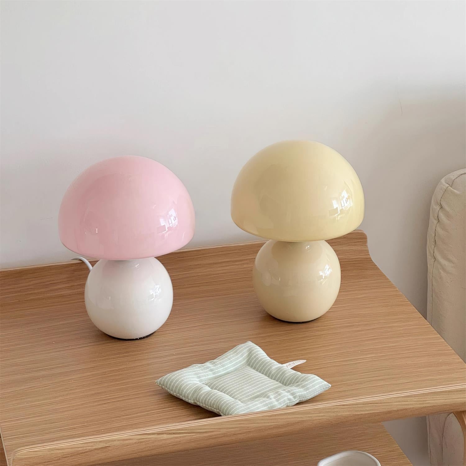 Spika Table Lamp D28