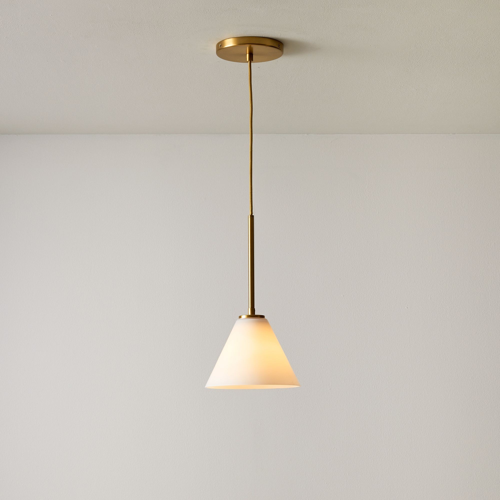Conica Modern Glass Cone Pendant Light - Minimalist Hanging Lamp for Dining Room K1338
