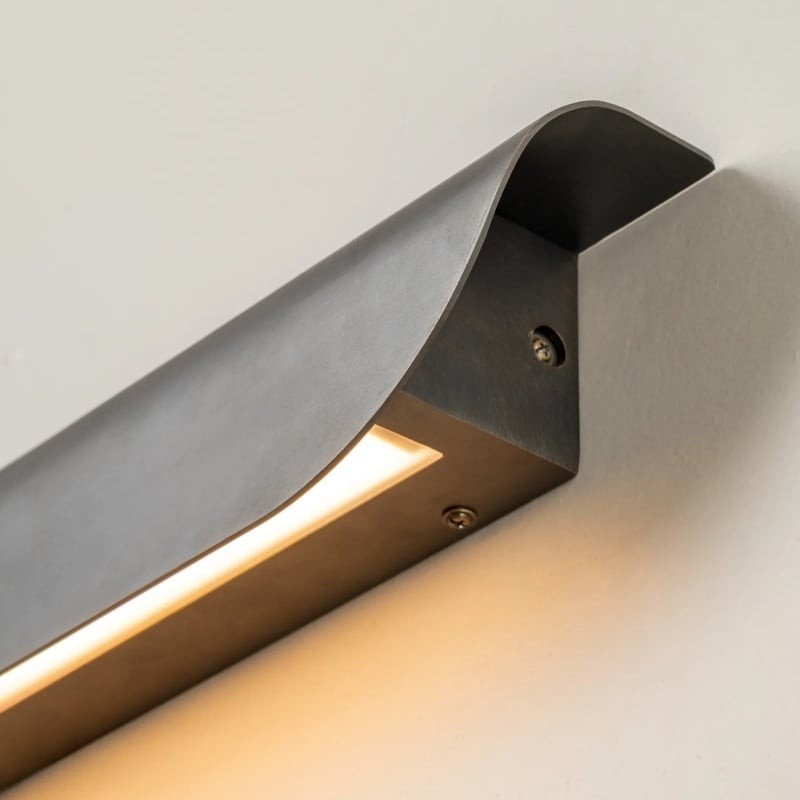Hidra Modern Metal Wall Sconce - Minimalist Down-Light Sconce for Modern Homes K1691