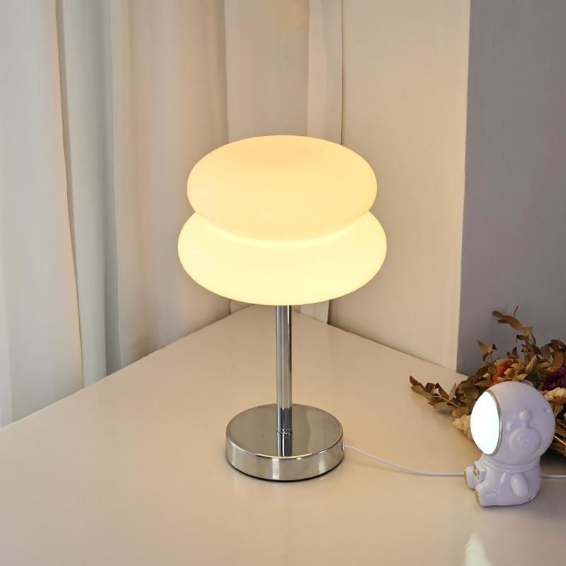 Bauhaus Wire Switch Stained Glass Table Lamp K48
