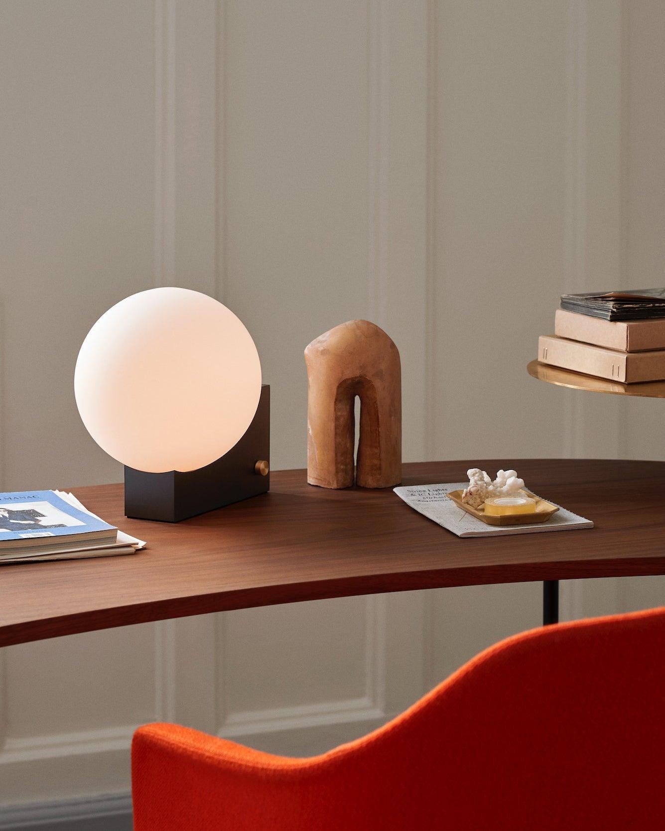 Geometric Lamp Base Glass Globe Table Lamp K399