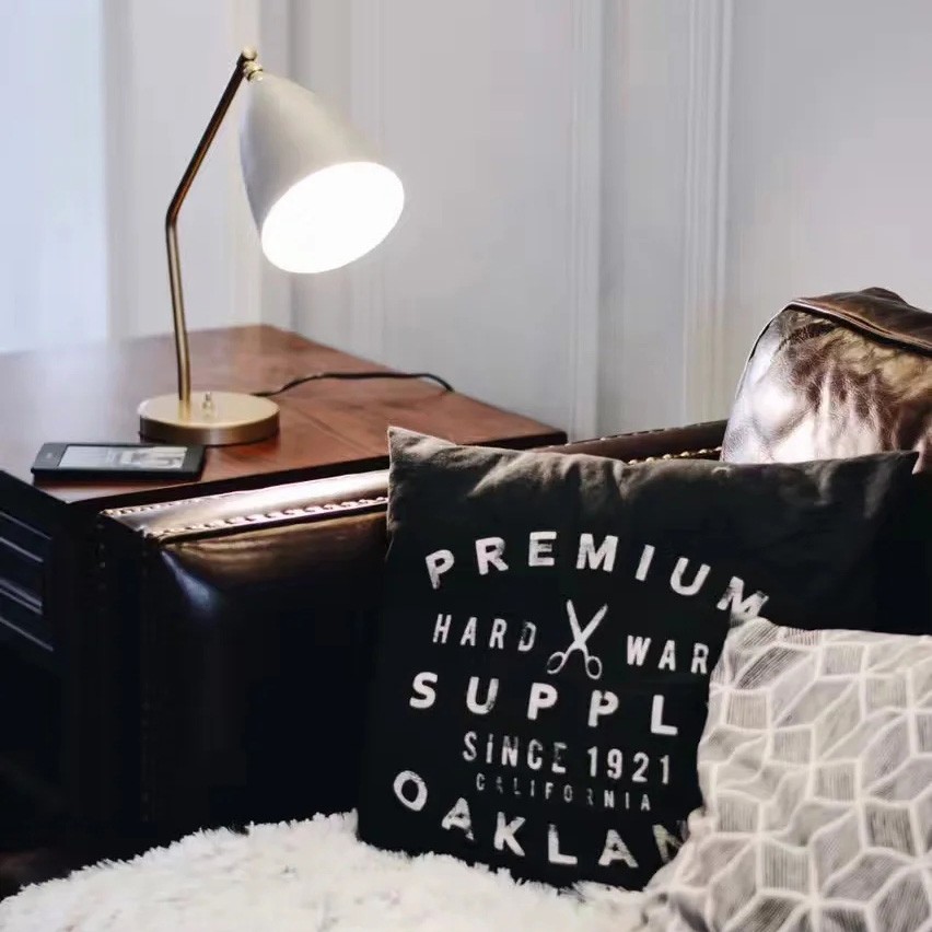 Grossman Grasshopper Table Lamp