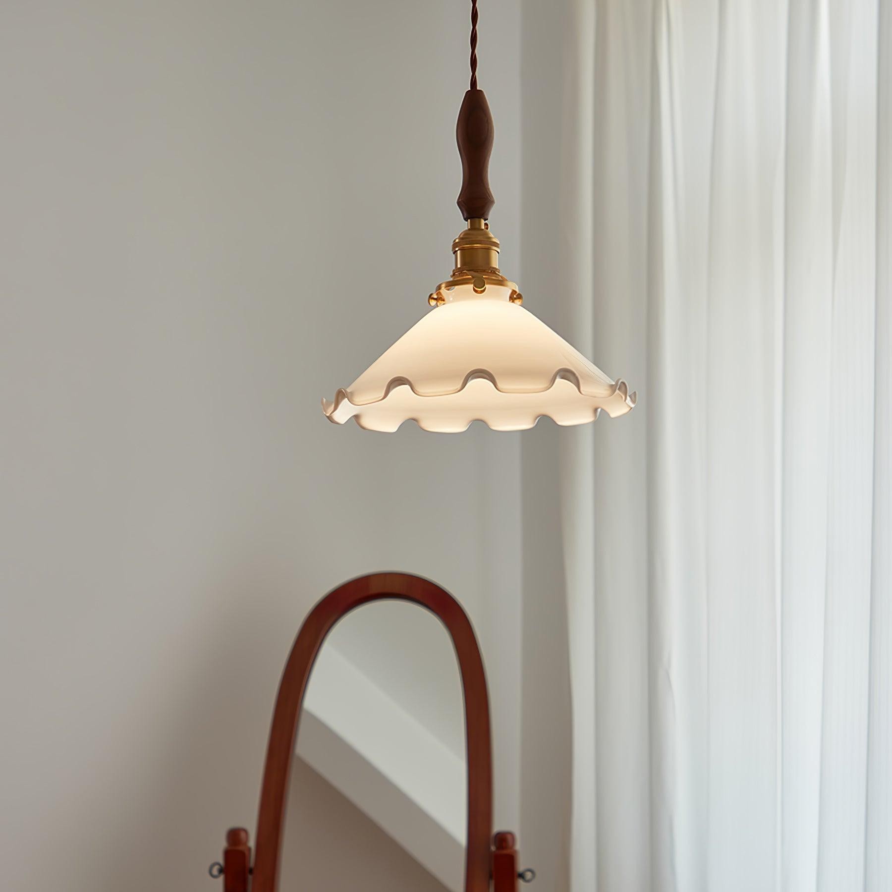 Vintage White Glass Skirted Pendant Lamp K389