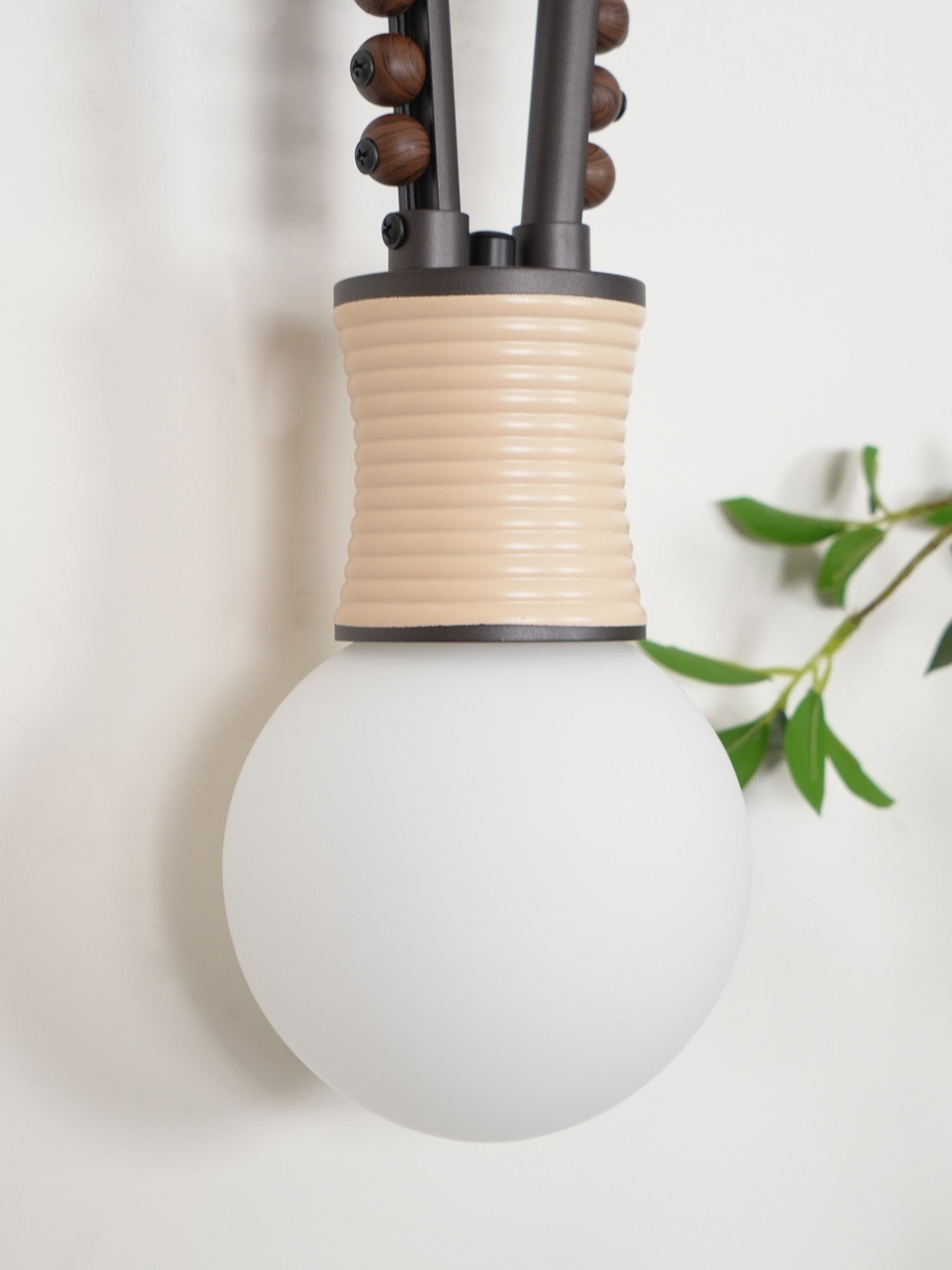 Loop Wall Lamp D511
