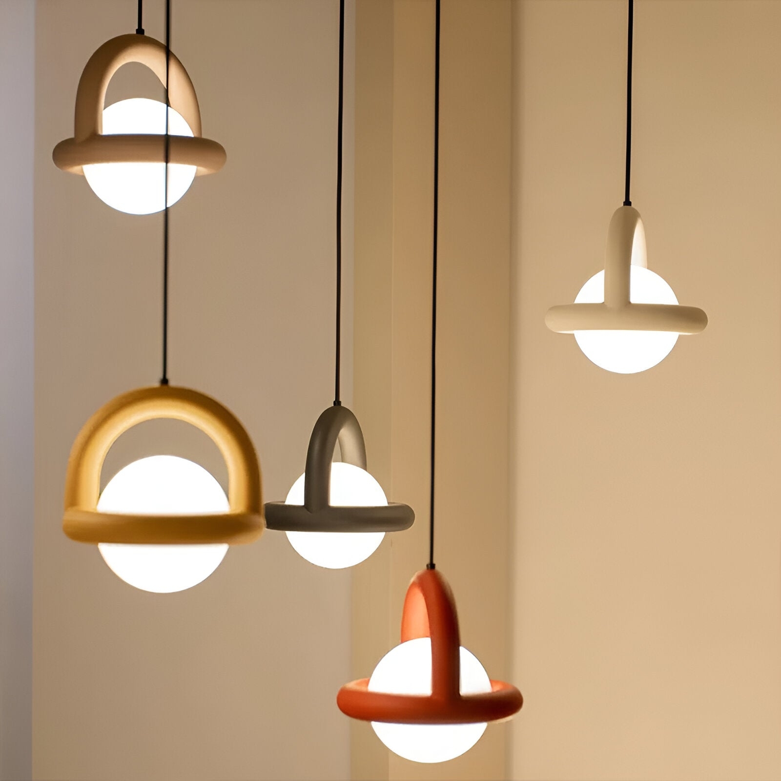 Nordic Cory Acrylic Pendant Light D956