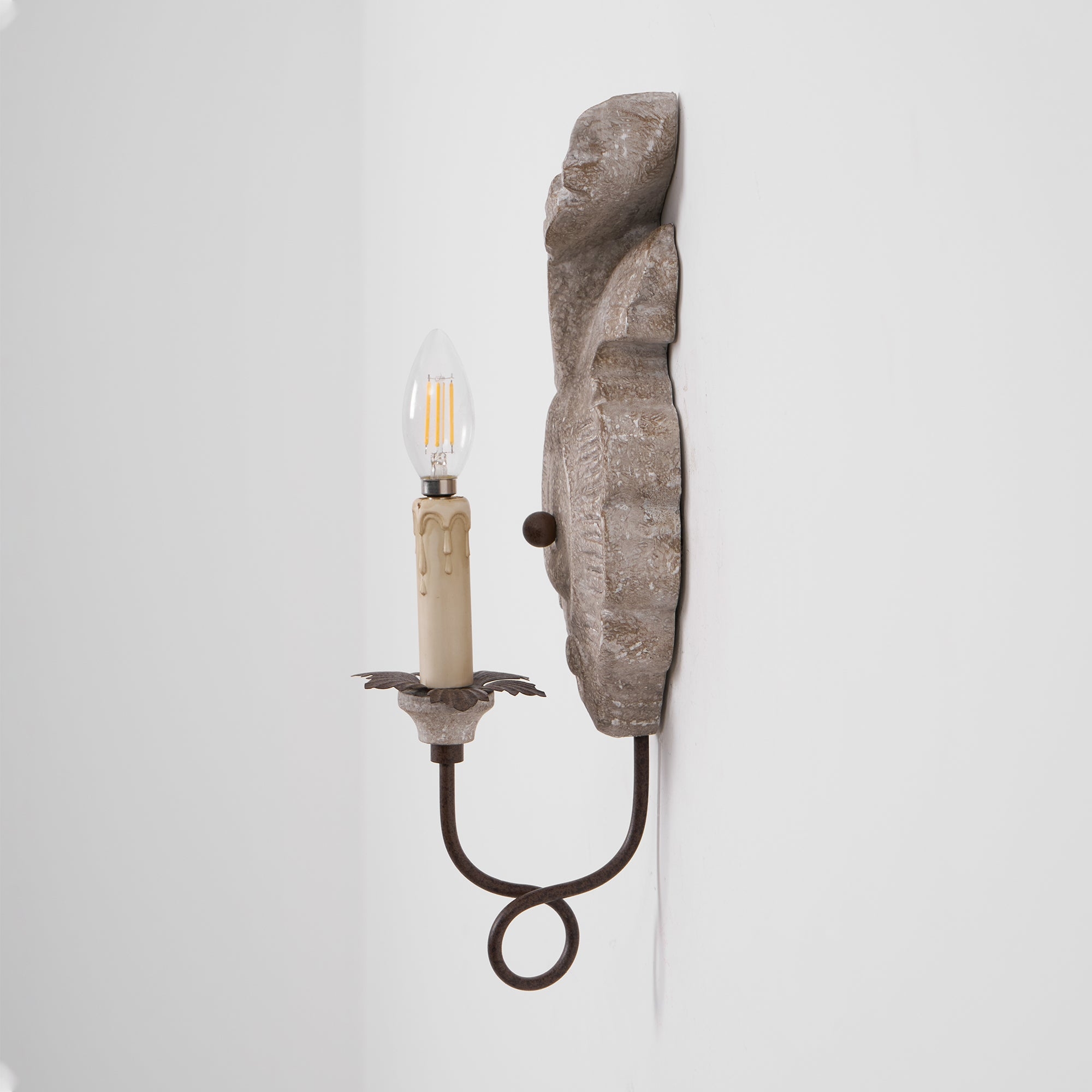 Verdure Vintage Sconce D530