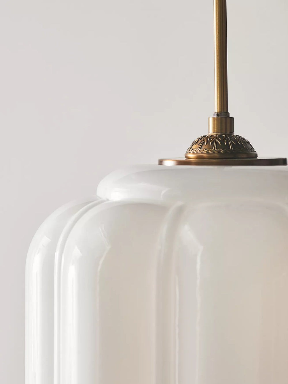 Retro Eloise Milk Glass Pendant Light For Kitchen K946