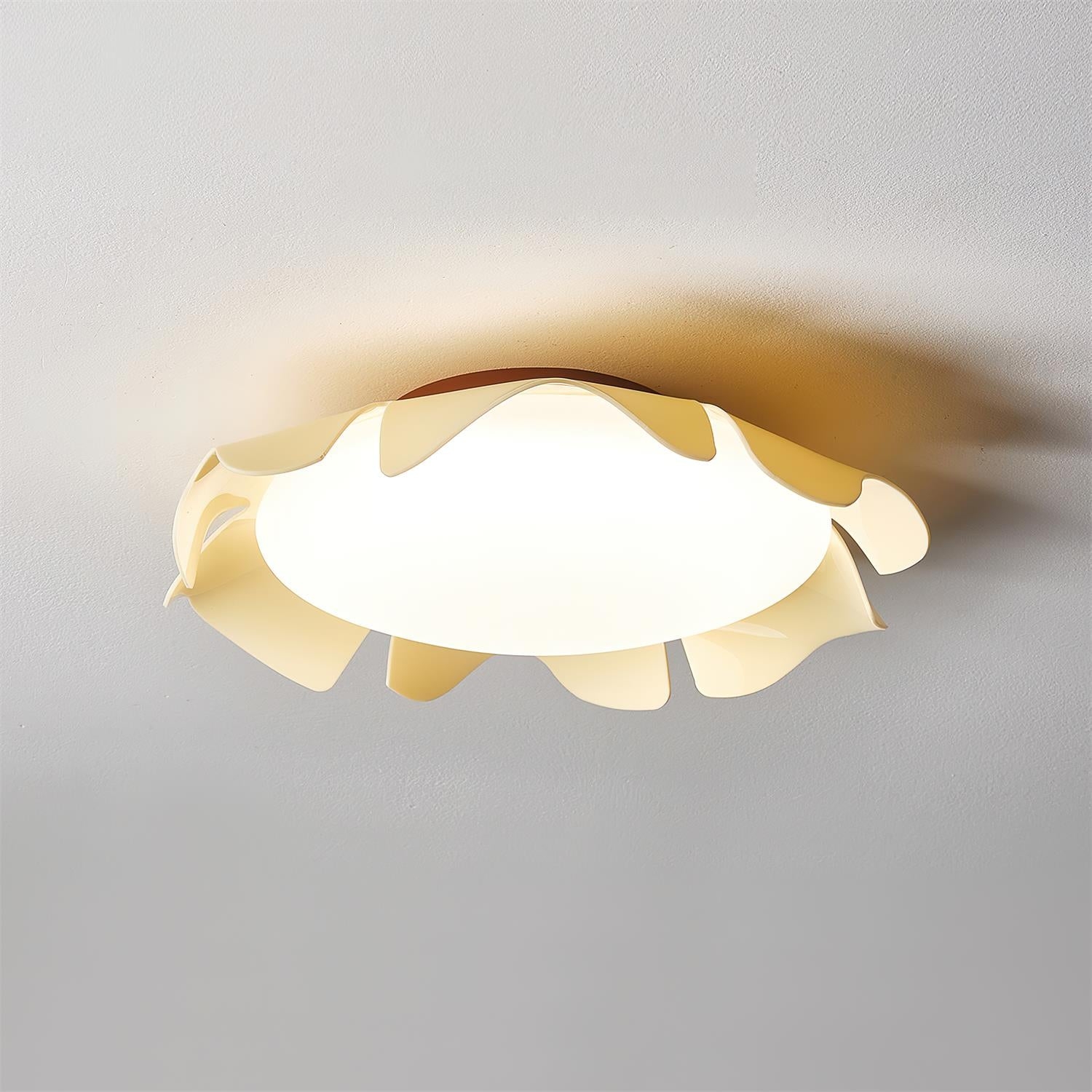 Flairy Ceiling Lamp D128