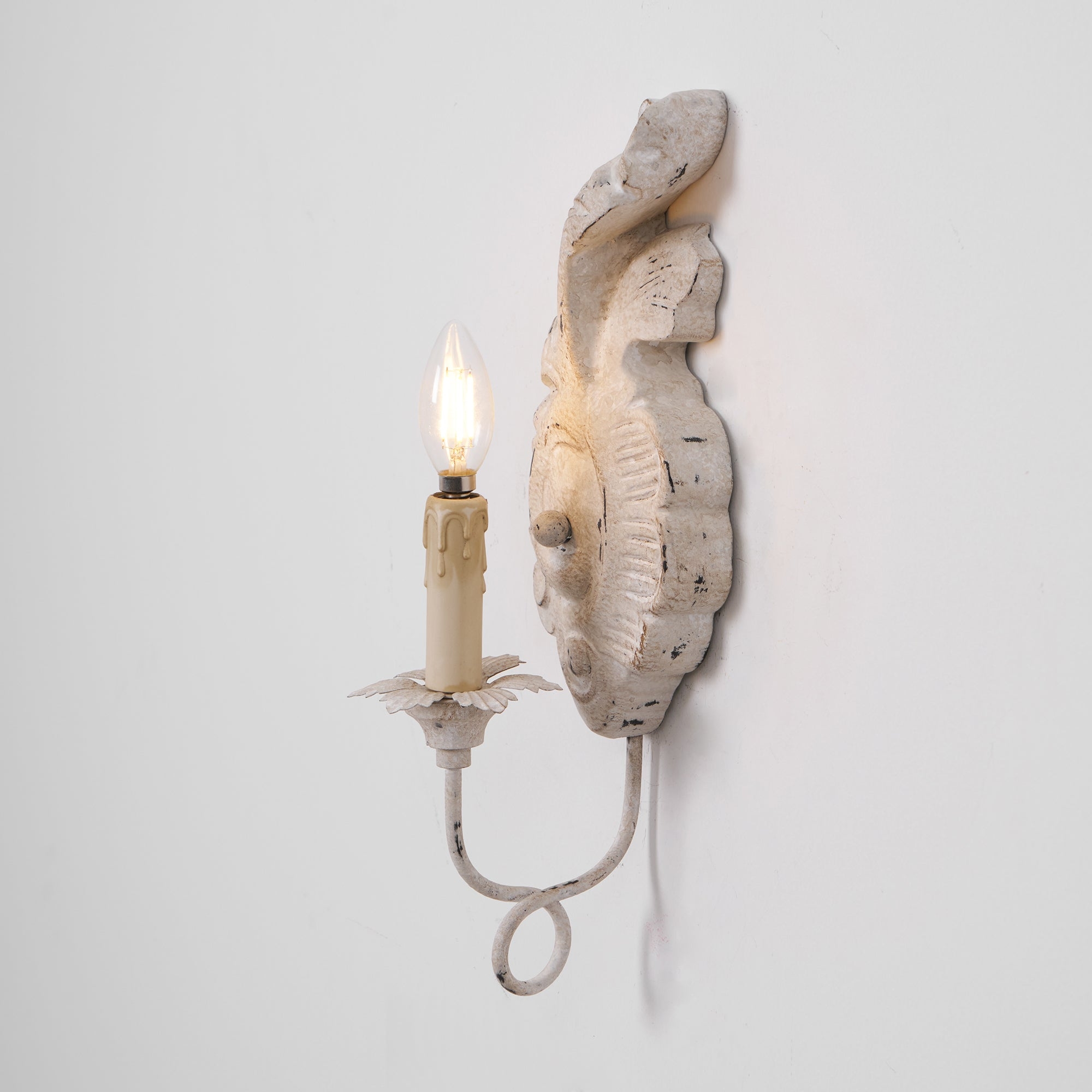 Verdure Vintage Sconce D530