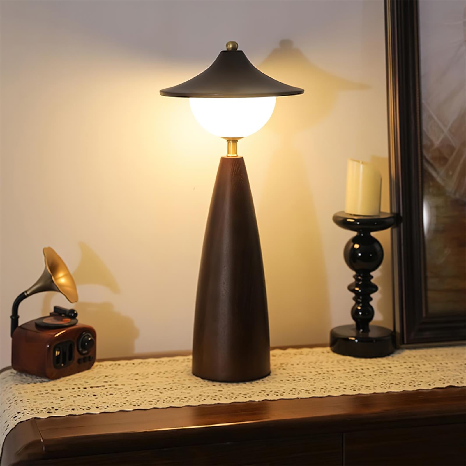 French Retro LED Bedside Table Lamp for Bedroom K719