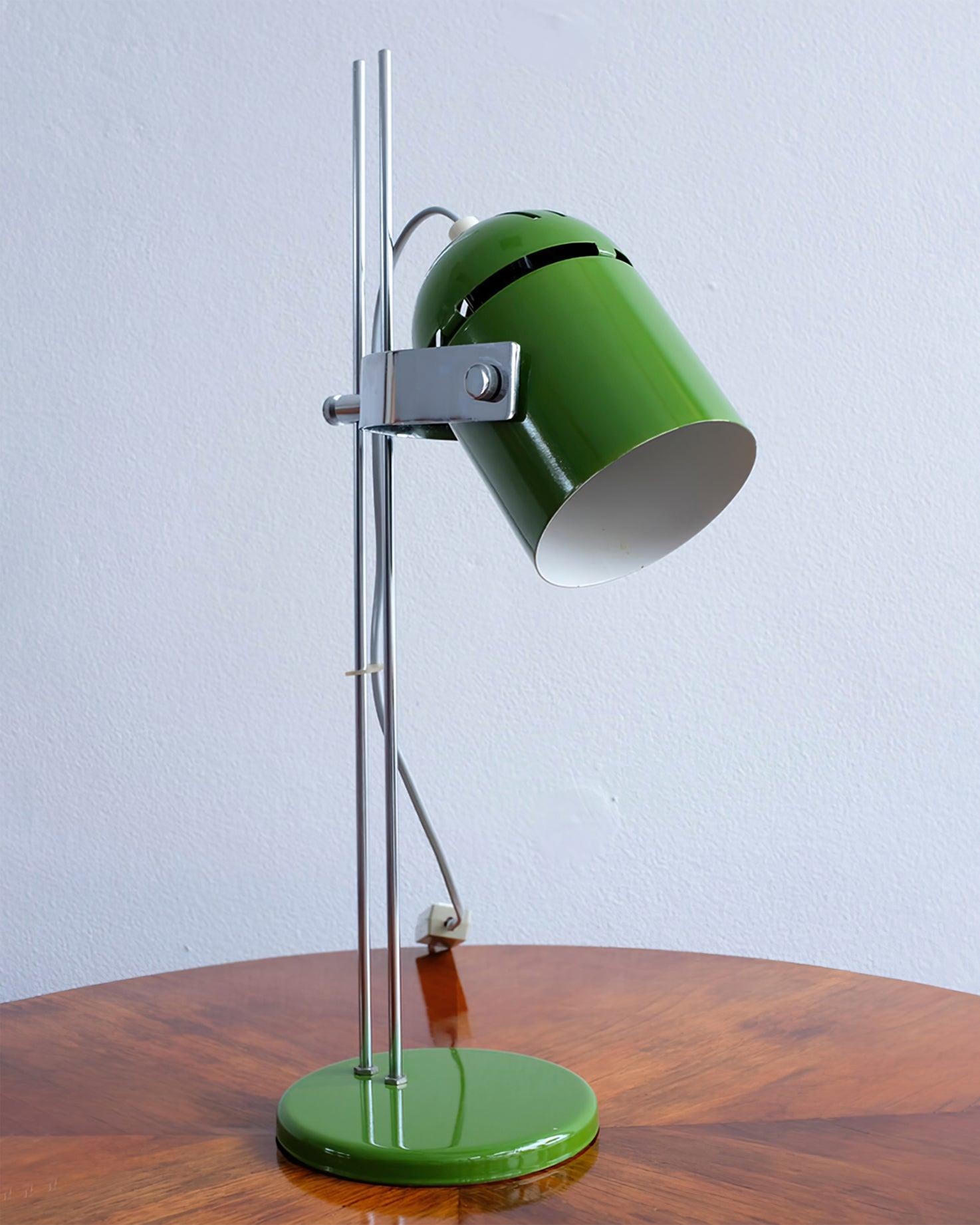 Adjusta Liftable Desk Lamp D370