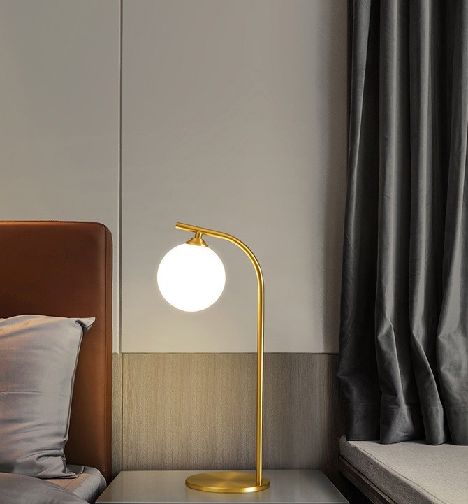 Copper Light Luxury Table Lamp