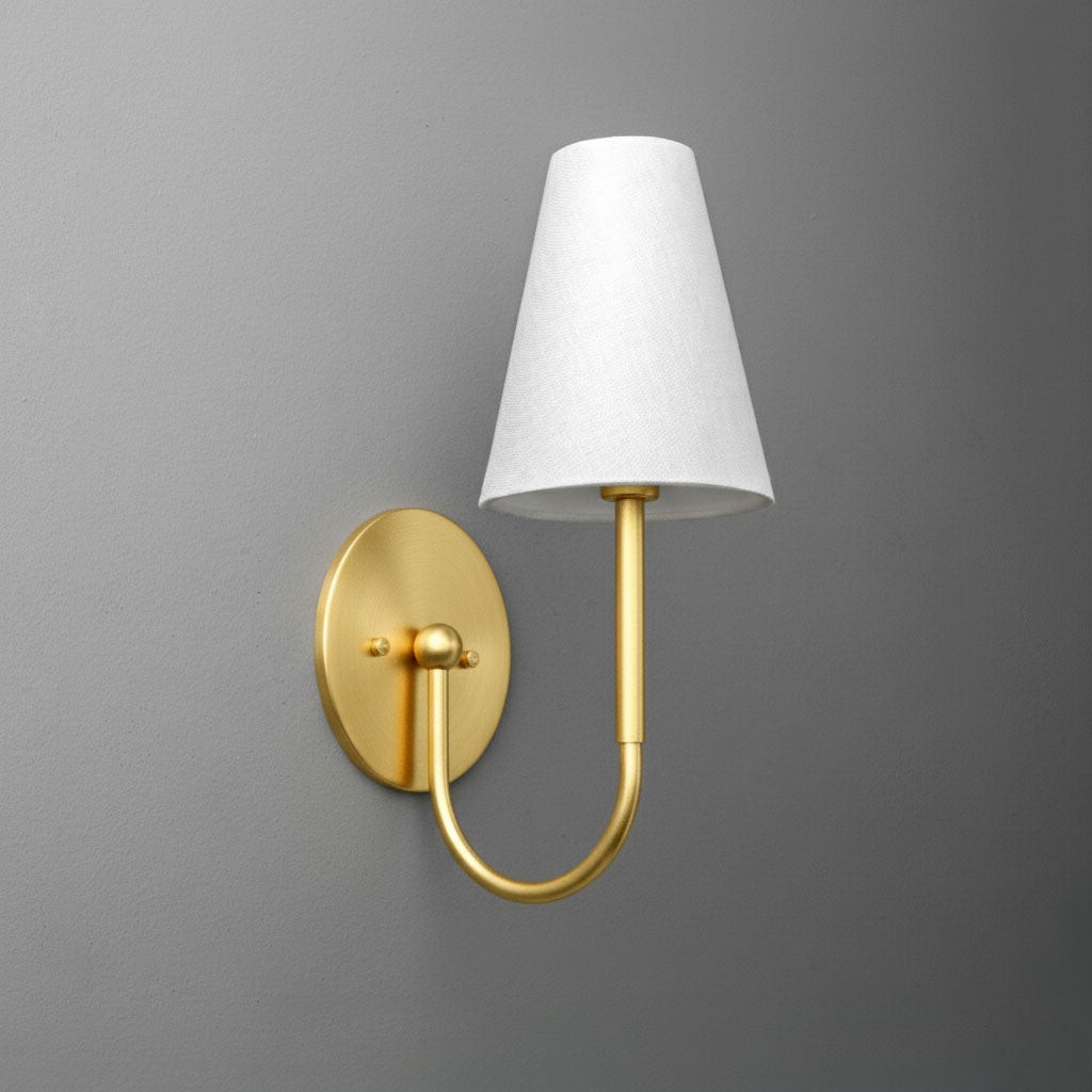 Curva Metal Collection Traditional Wall Light - Brass Finish with Shade K1535