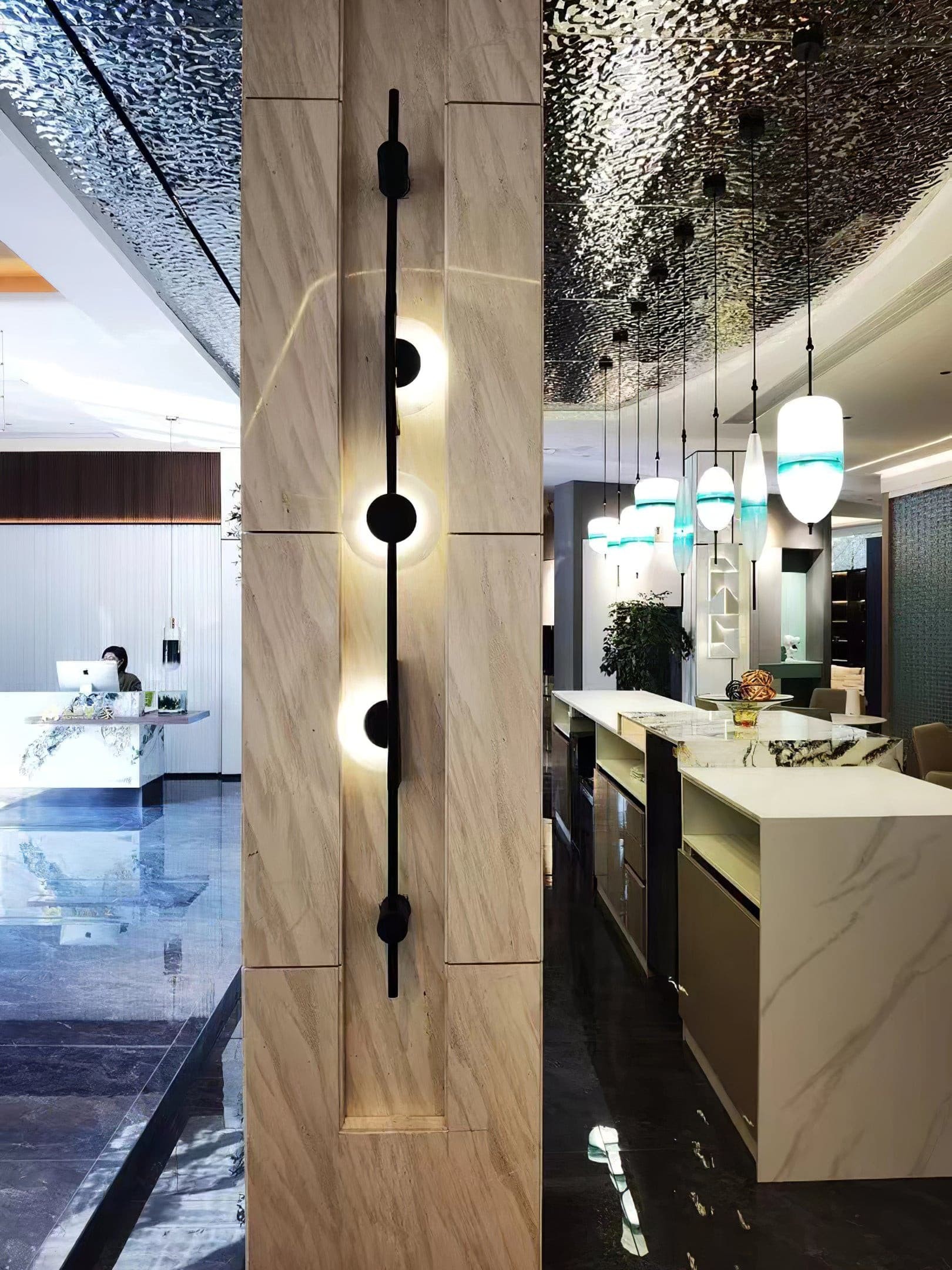 Black Slender Alabaster Wall Lamp K976