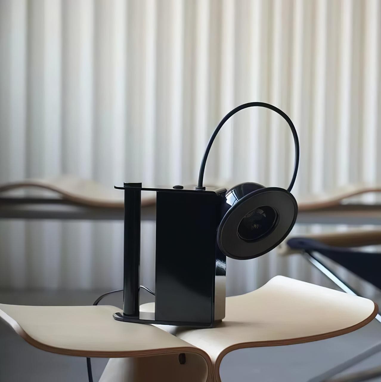 Magnetic Adjustable Camera Table Lamp K870