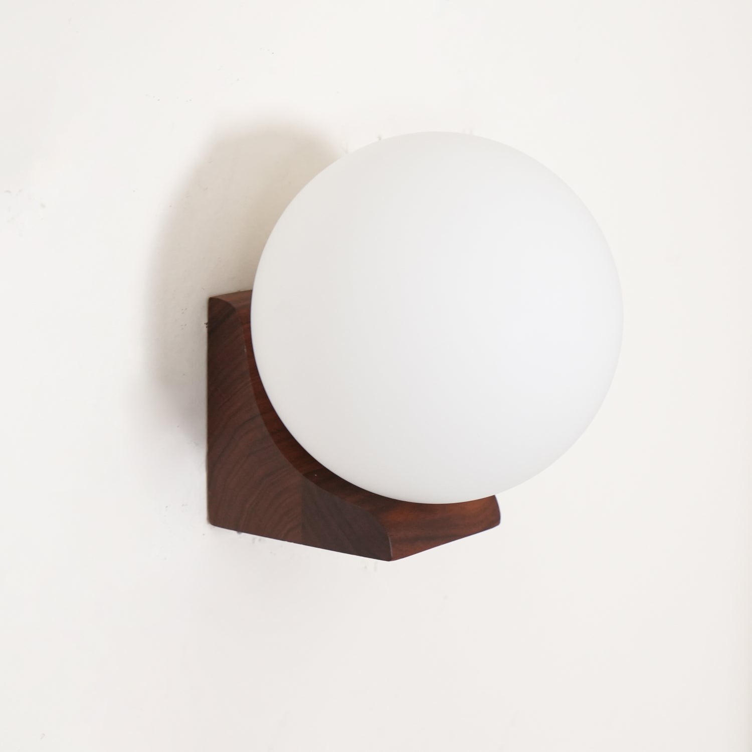 Minimalist Wooden Geometric Bracket Glass Globe Wall Lamp K374