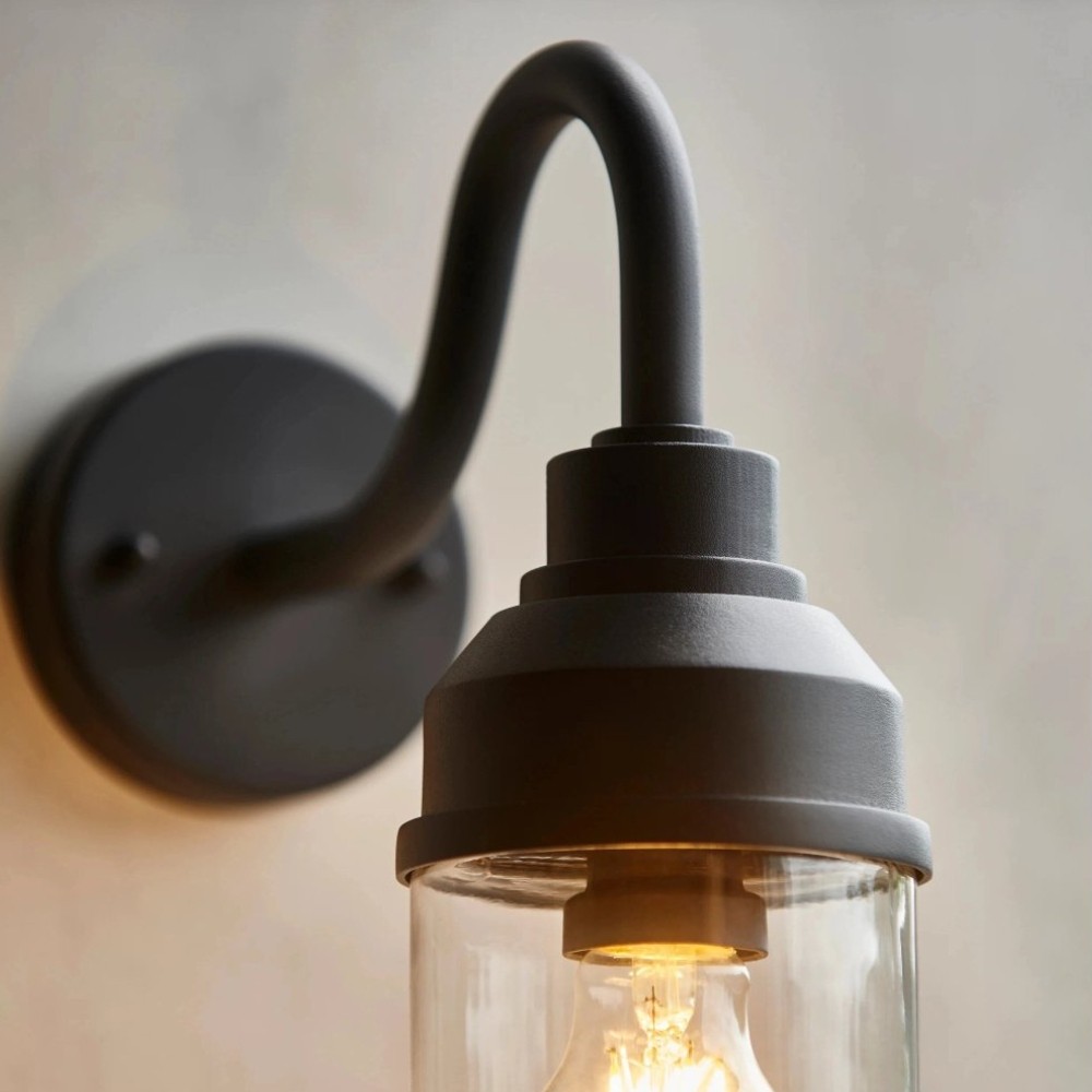 Trevanta Contemporary Outdoor Wall Light - Minimalist Lantern for Entryways & Facades K1879