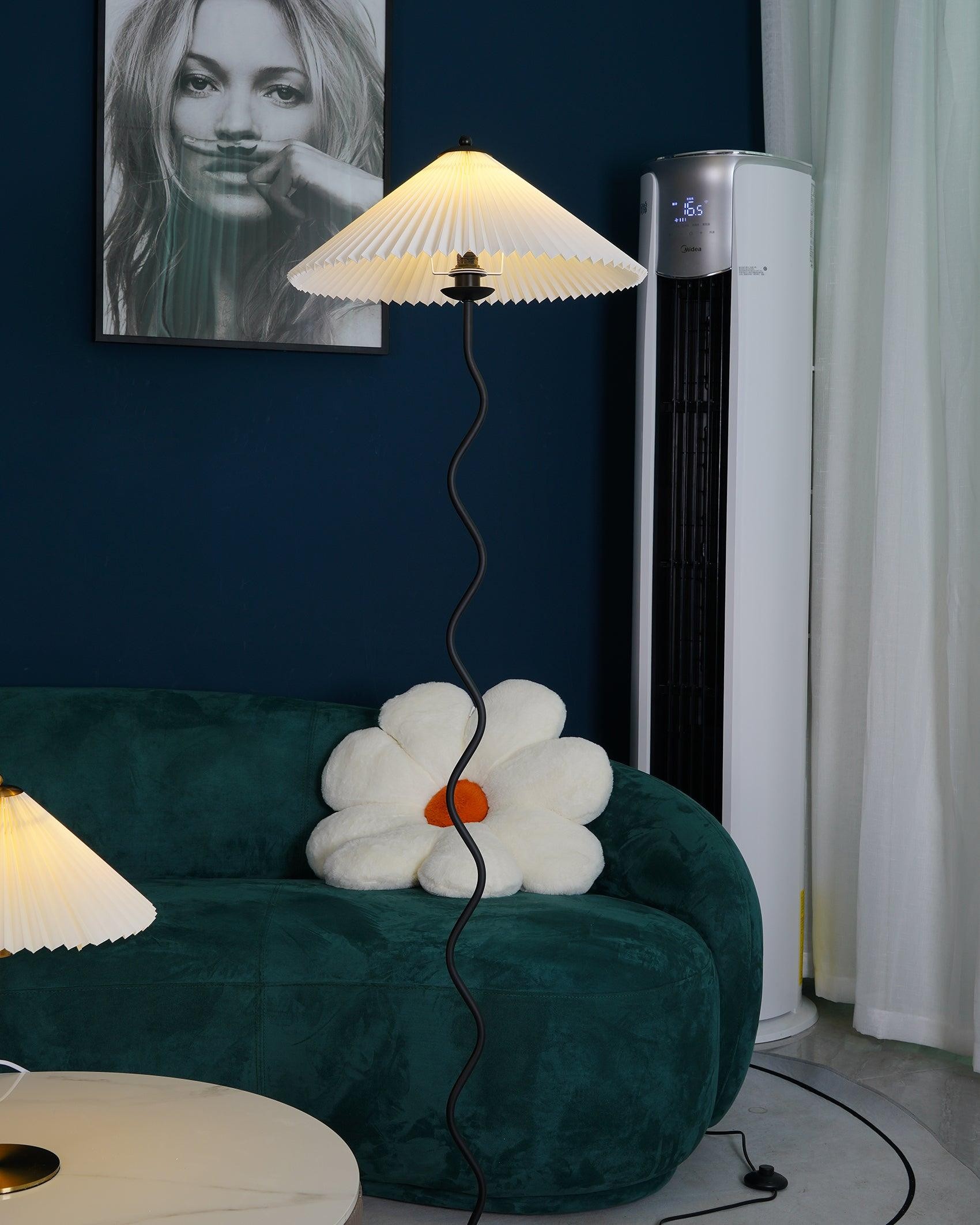 Waveform Exclusive Floor Lamp K672