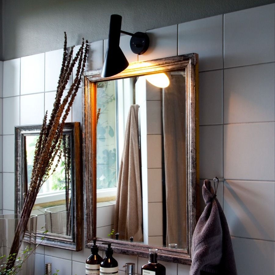 Modern Nordic Metal Wall Lamp - Directional Asymmetrical Sconce for Hallway