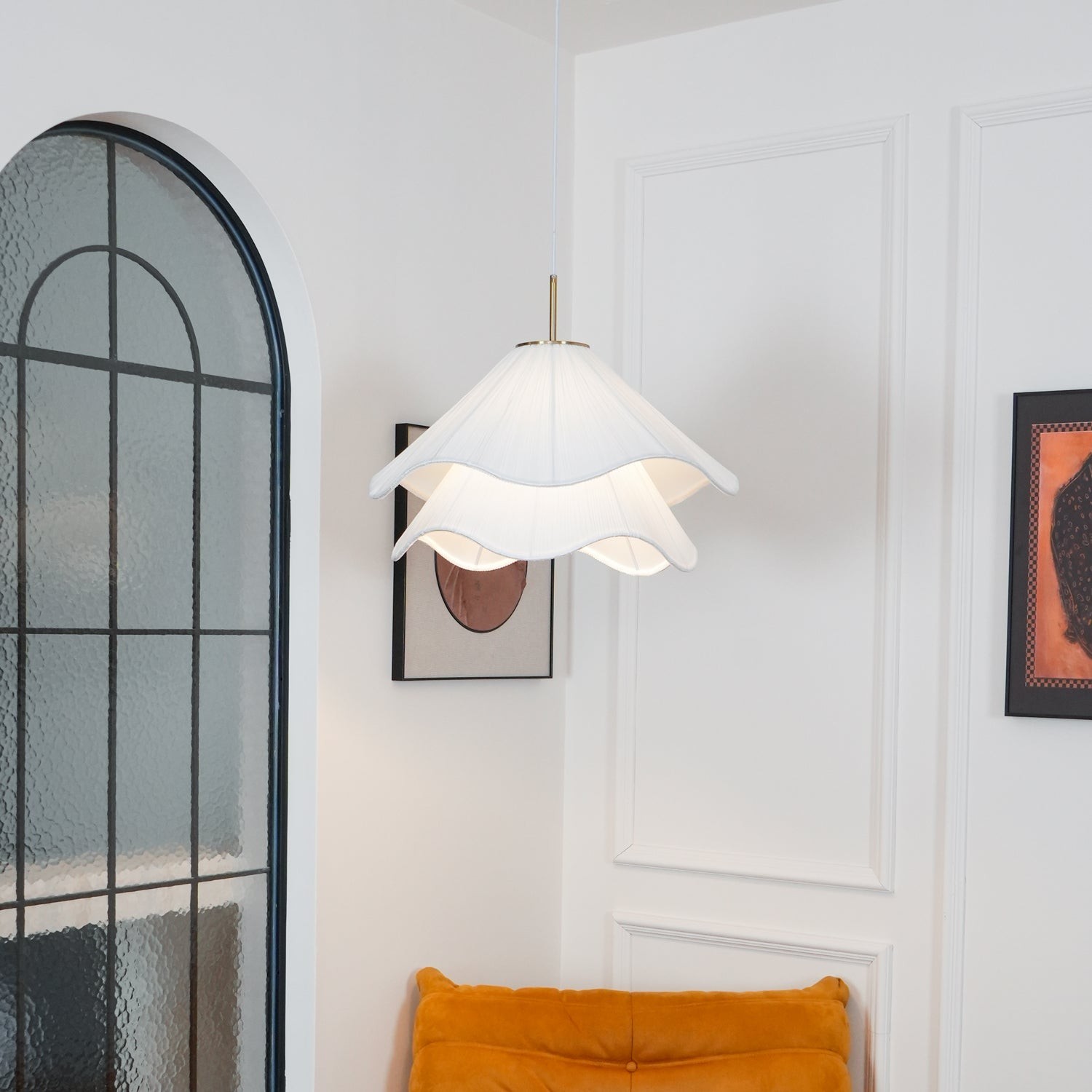 White Layered Pleats Pendant Lamp K437