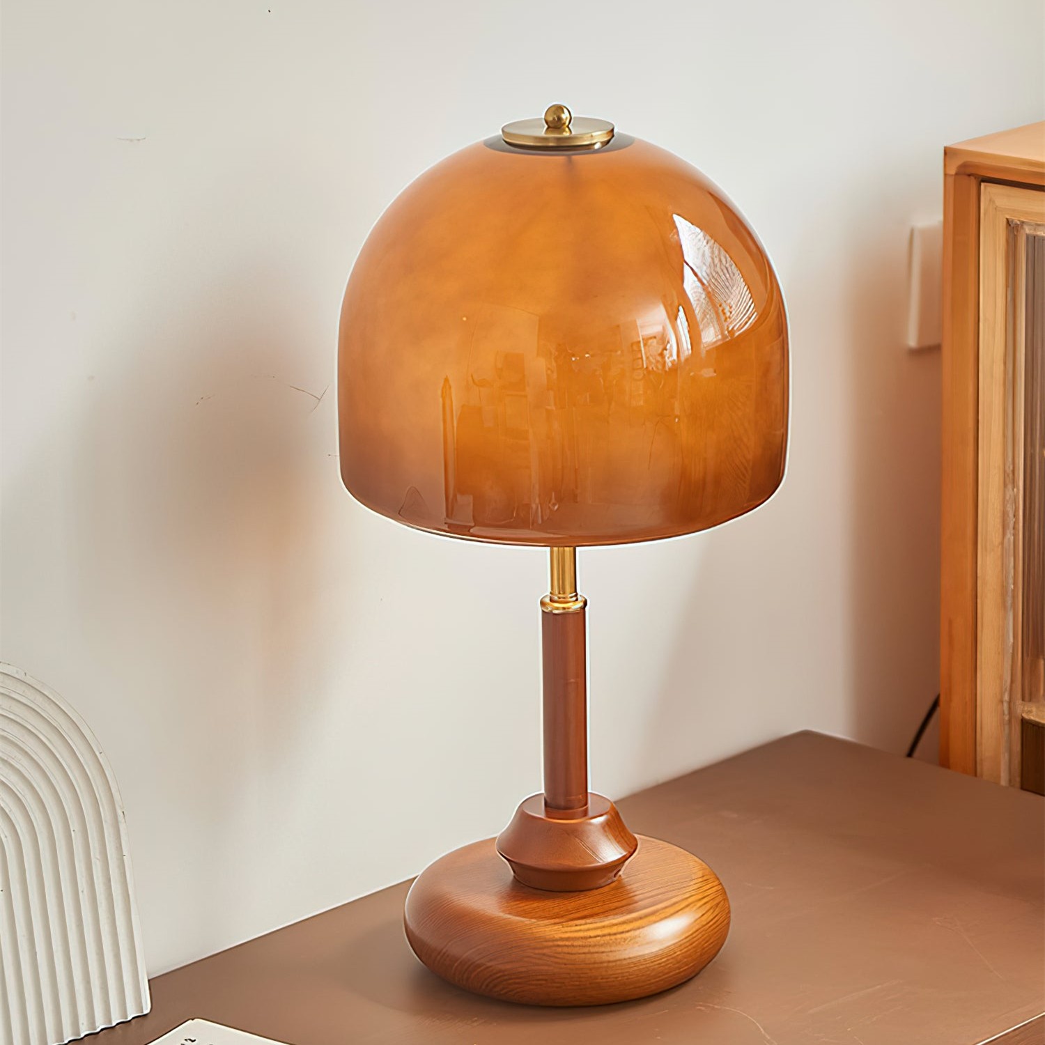 Vintage Brwon Dome Glass Bedside Table Lamp K189