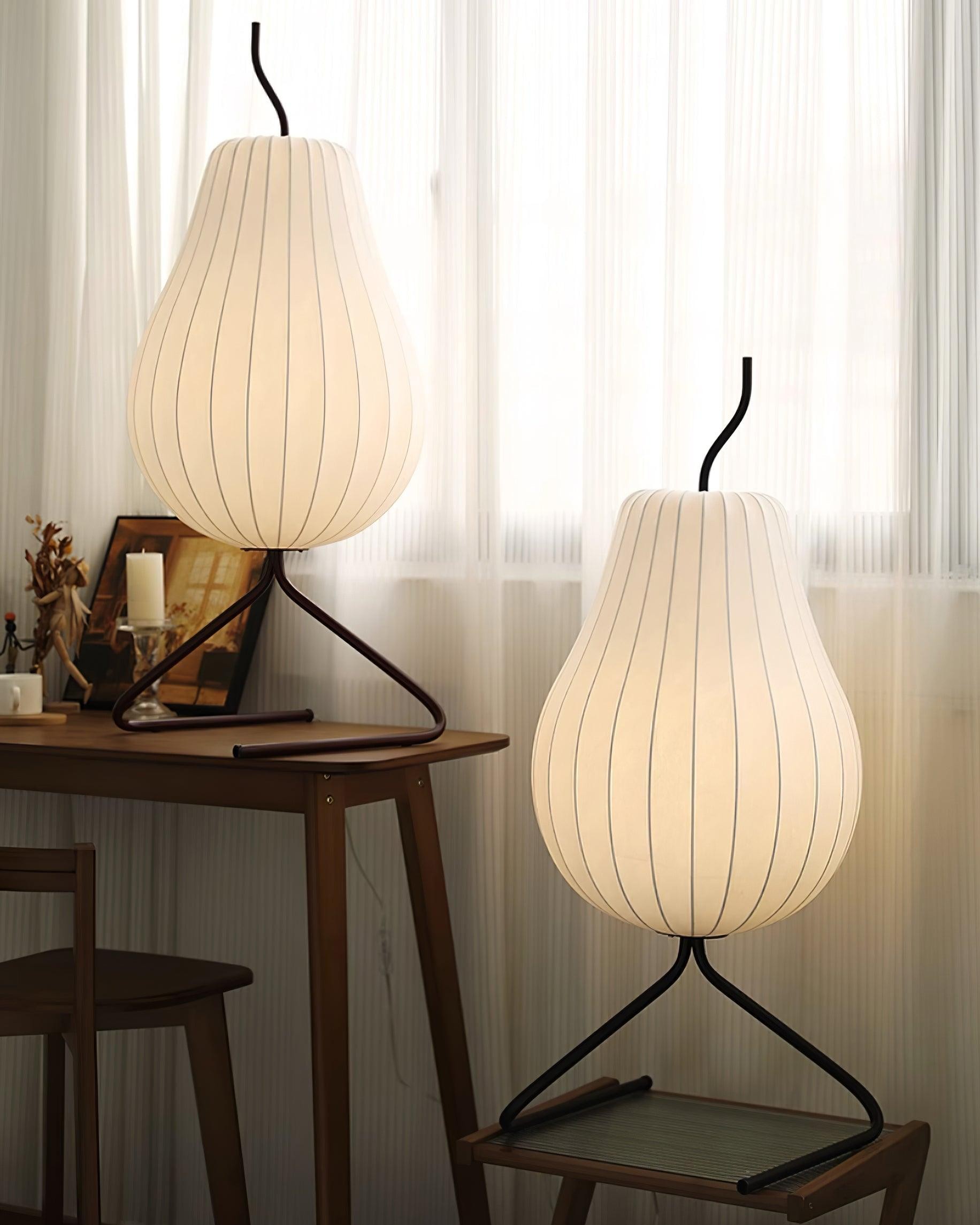 Pear-shaped Shite Floor Lamp Suitable For Living Room K581