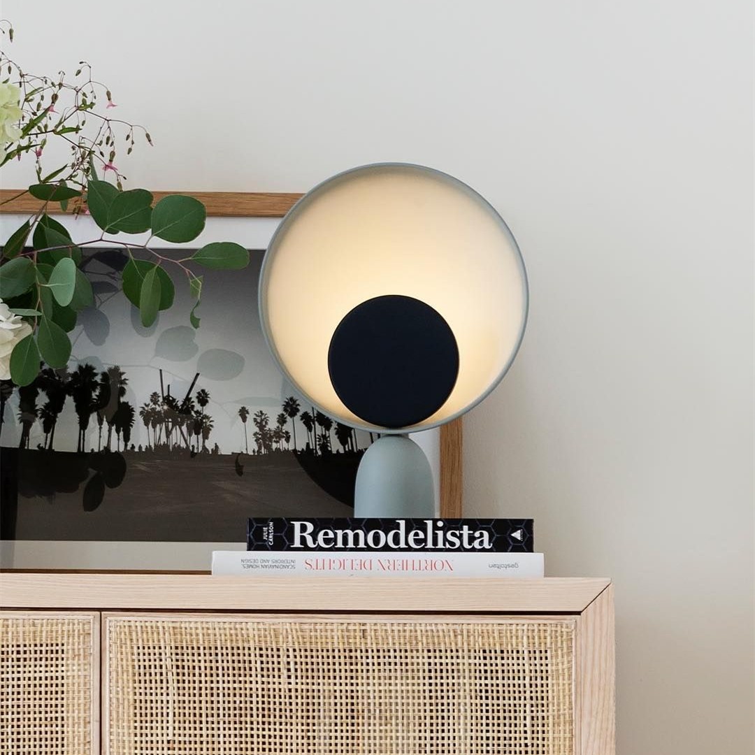 Blooper Table Lamp