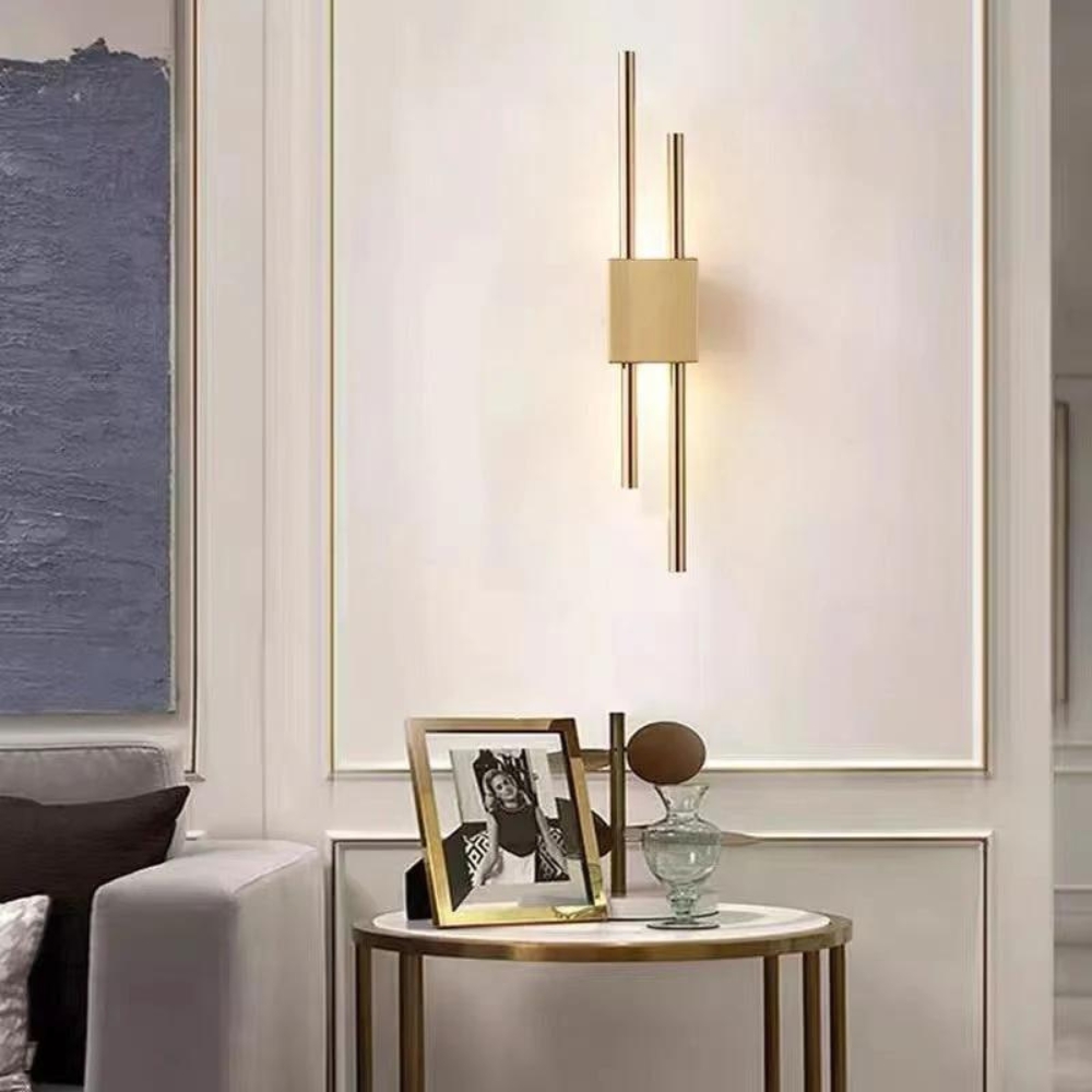Refined Radiance Marble Accents Wall Light D787