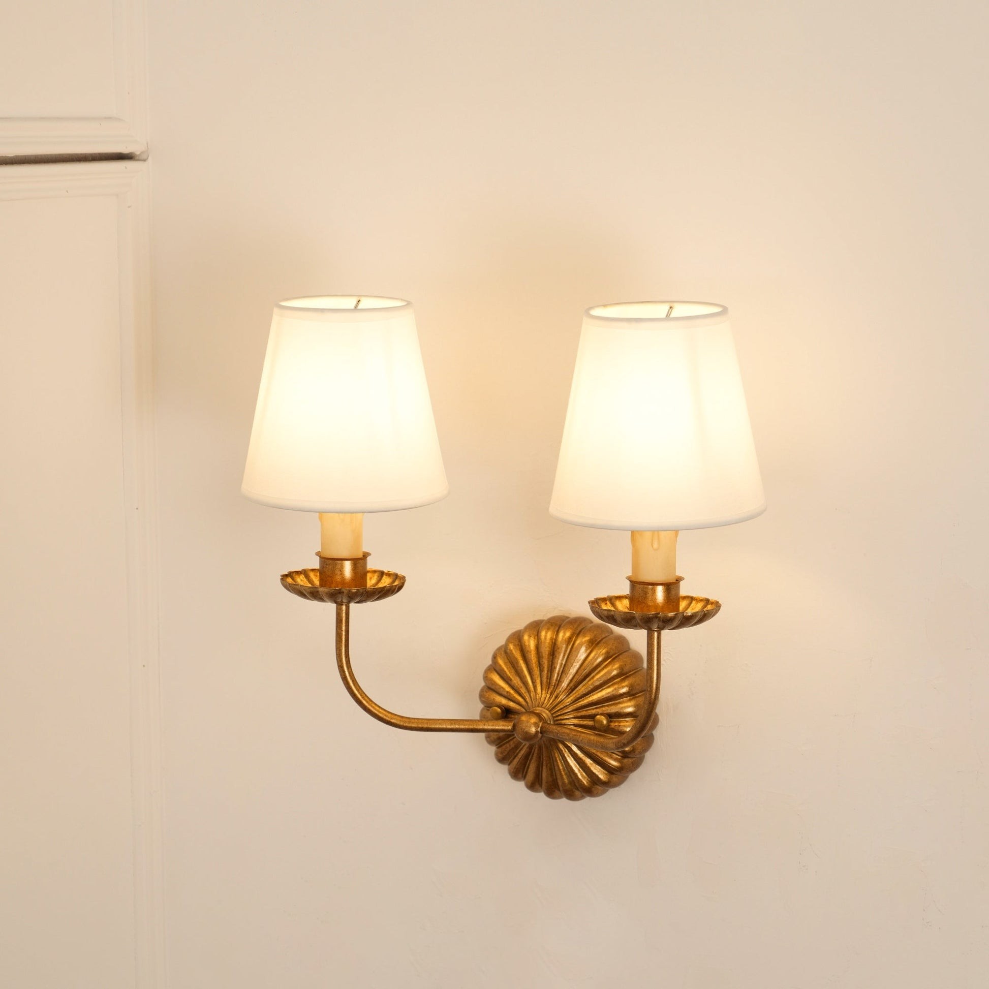 Catina Metal Wall Sconce with Fabric Shade – Stylish Accent Lighting for Home K1181