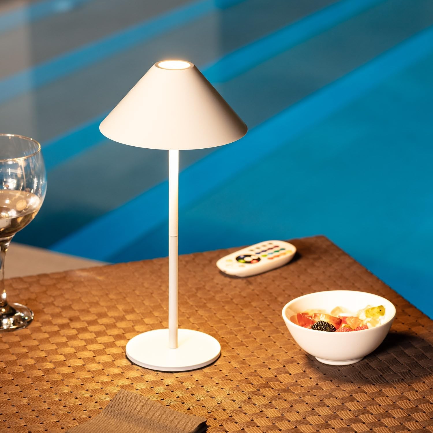 Cone Portable Battery Outdoor Table Lamp K49